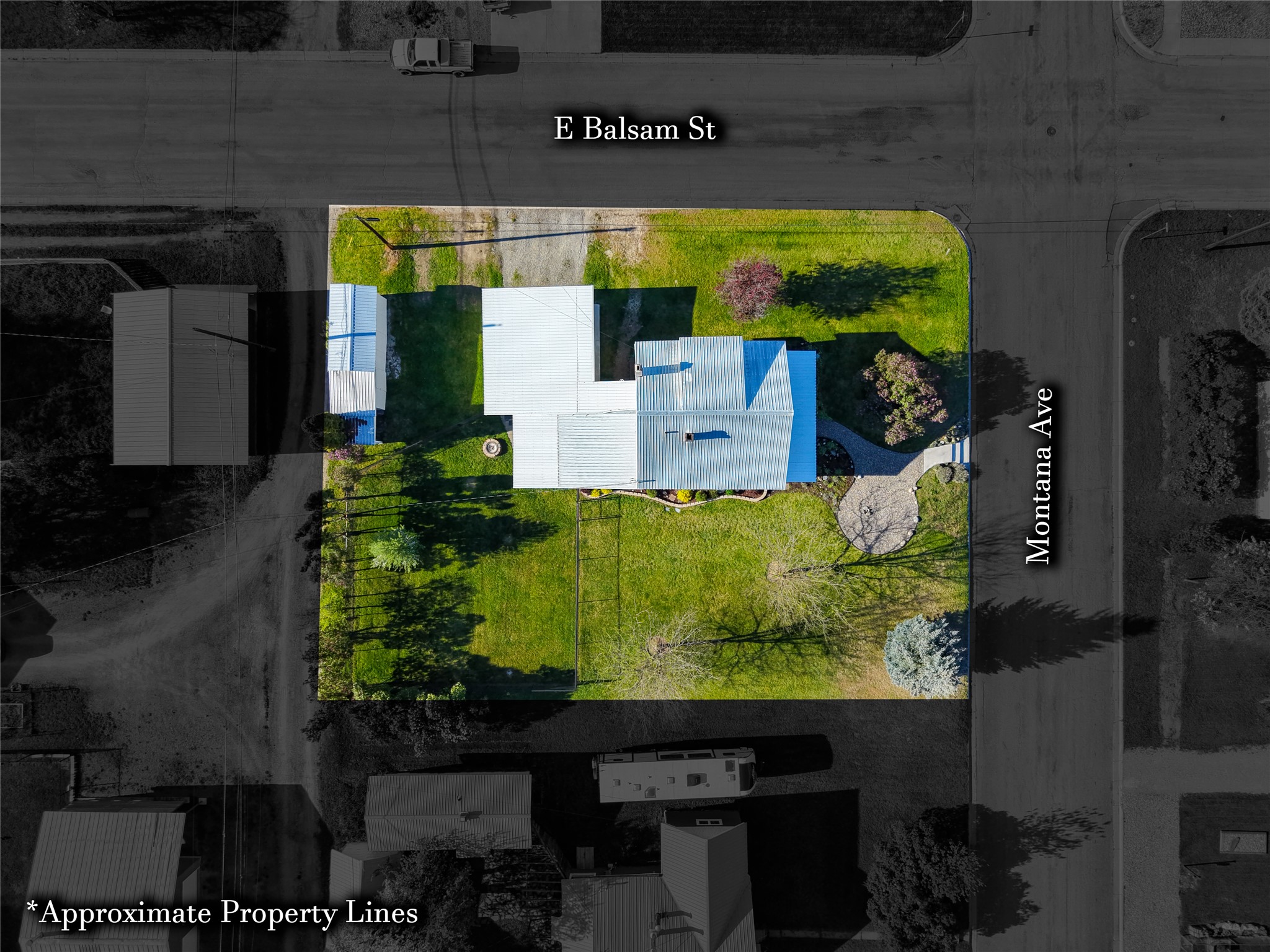 1302 Montana Avenue Property Photo 6