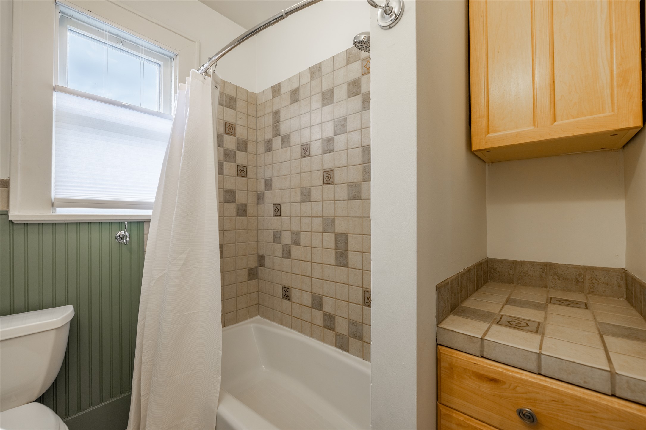 828 N Rodney Street Property Photo 22