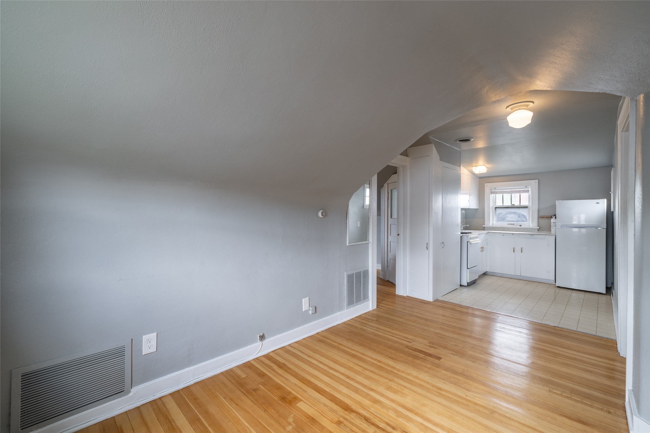 828 N Rodney Street Property Photo 44
