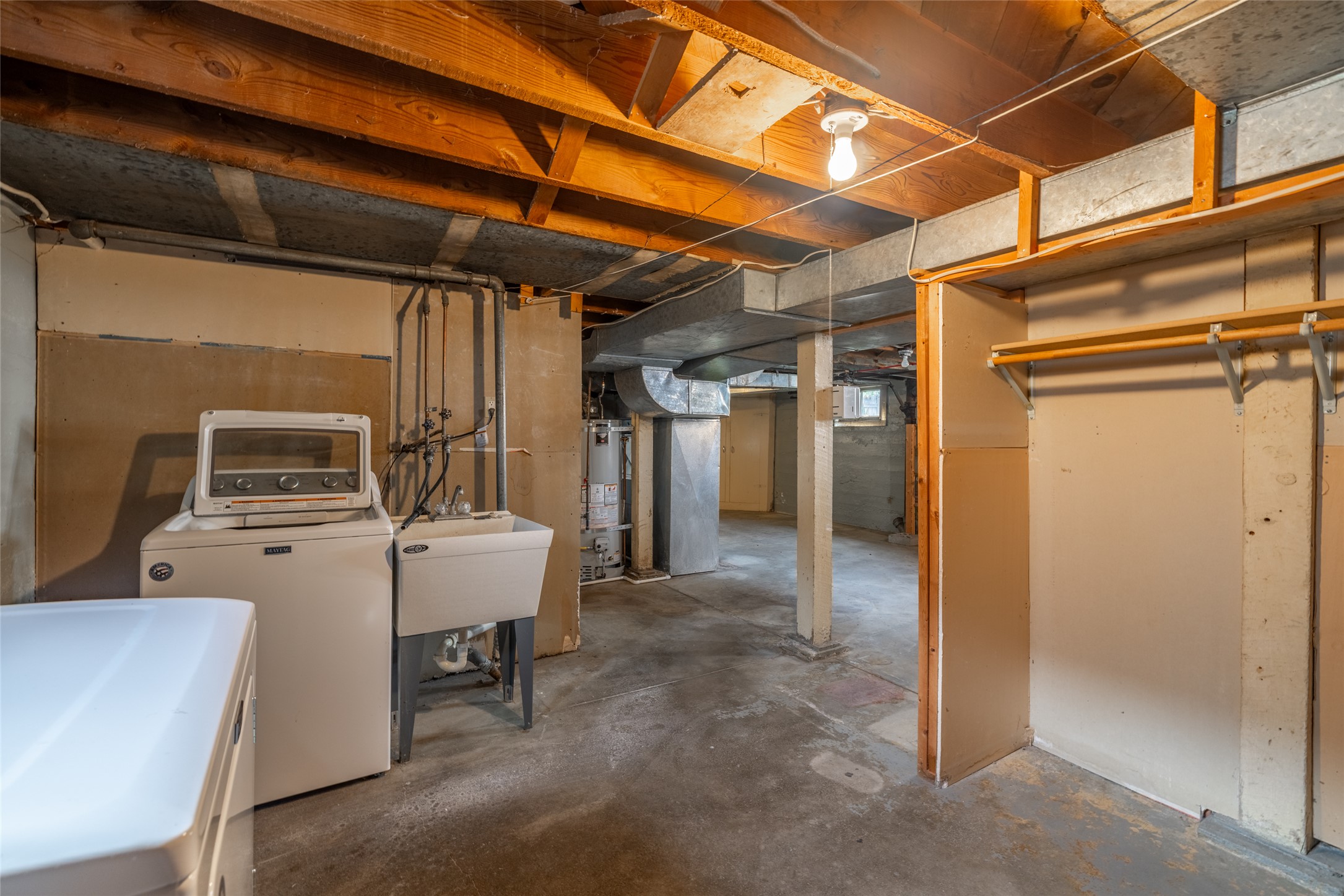 828 N Rodney Street Property Photo 53