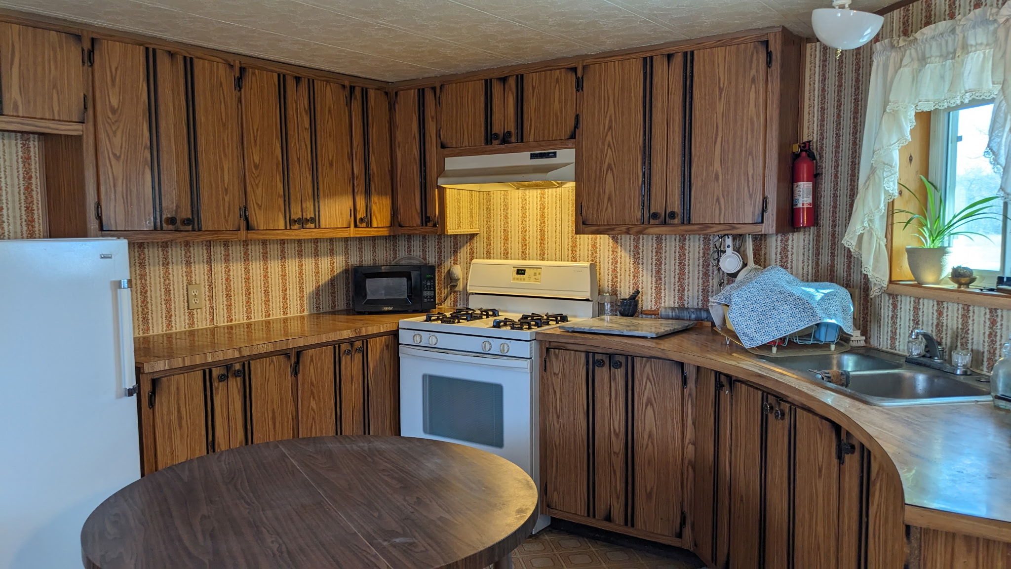 4 Arrowhead Road Property Photo 5