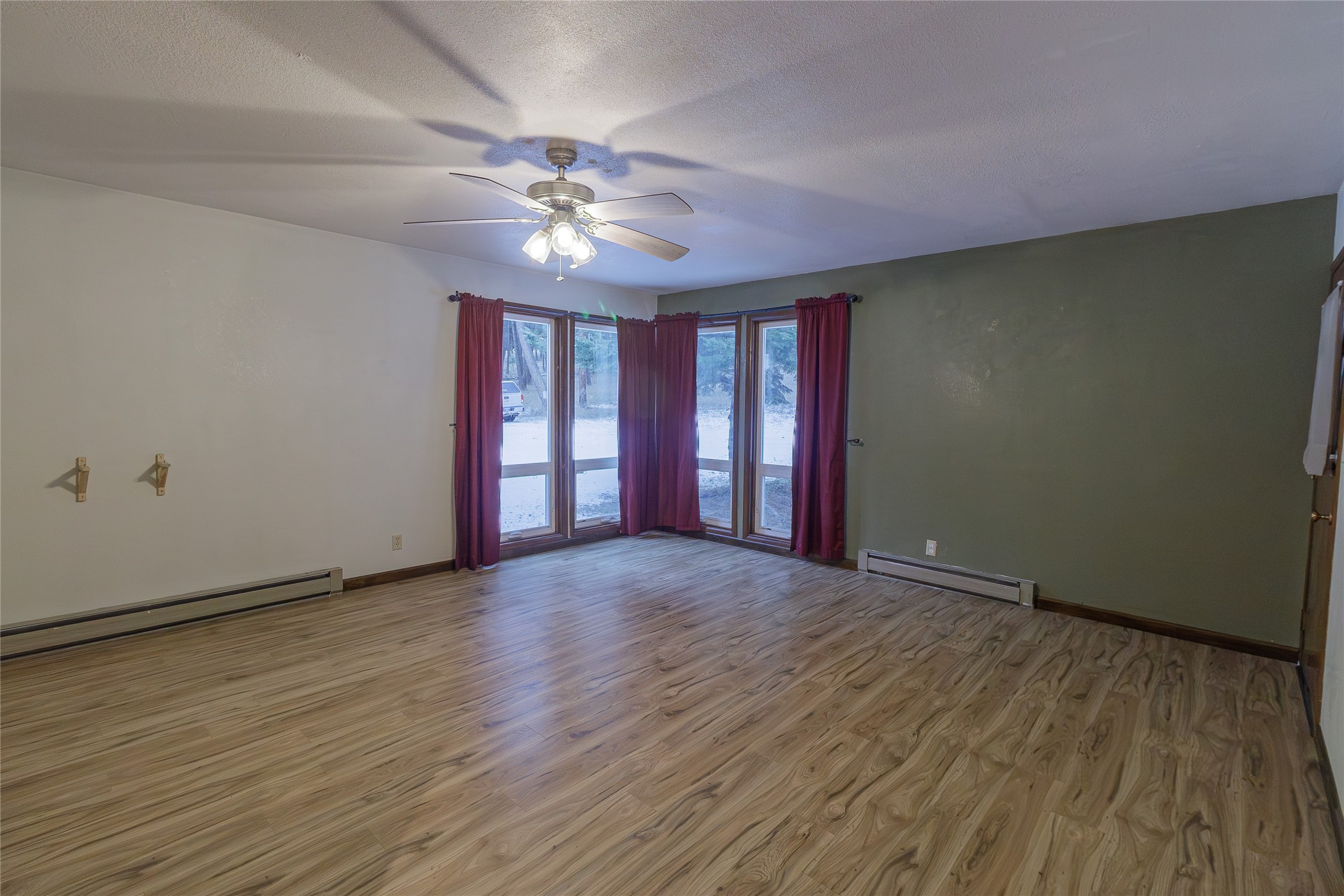 32686 Snyder Hill Lane Property Photo 5
