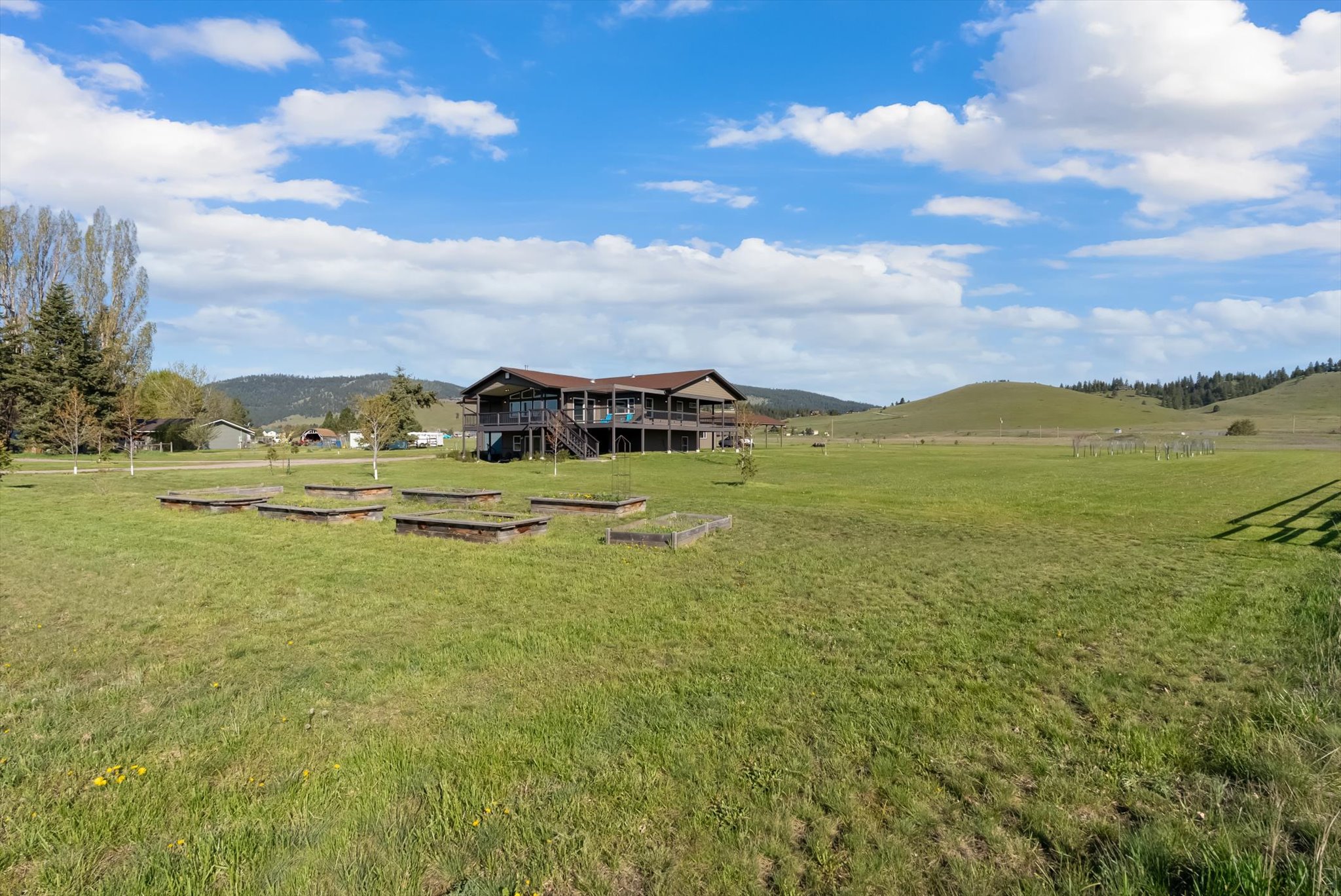 40994 Terrace Circle Property Photo 3