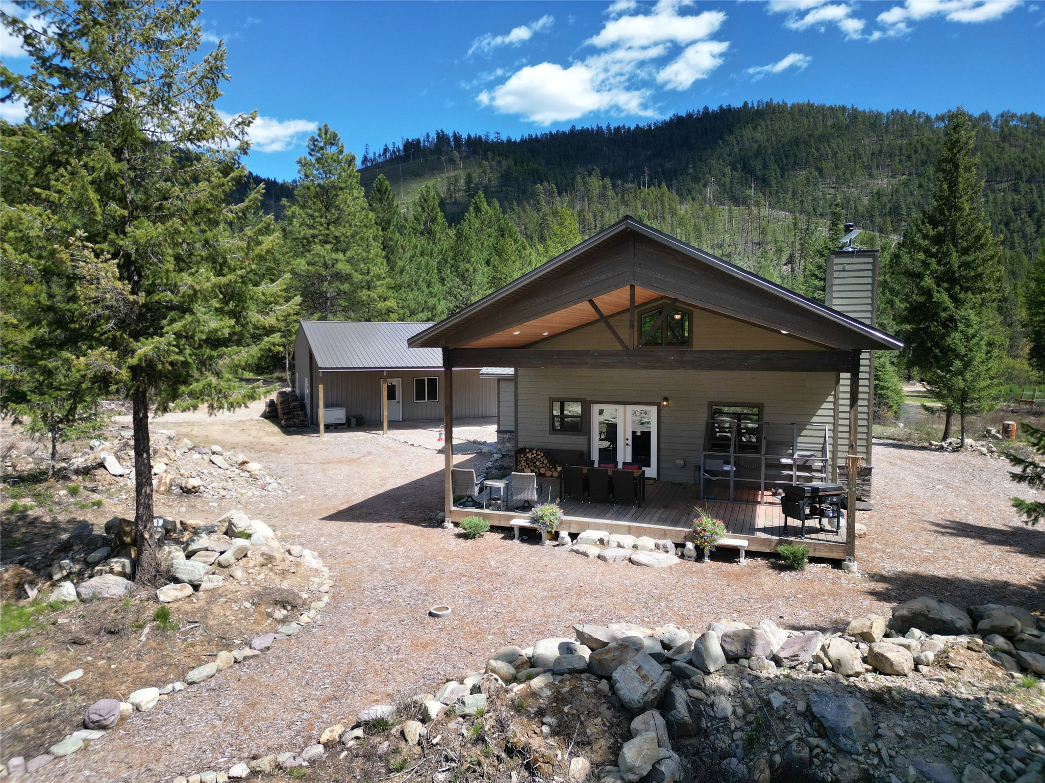 4193 Quartz Creek Road Property Photo 5