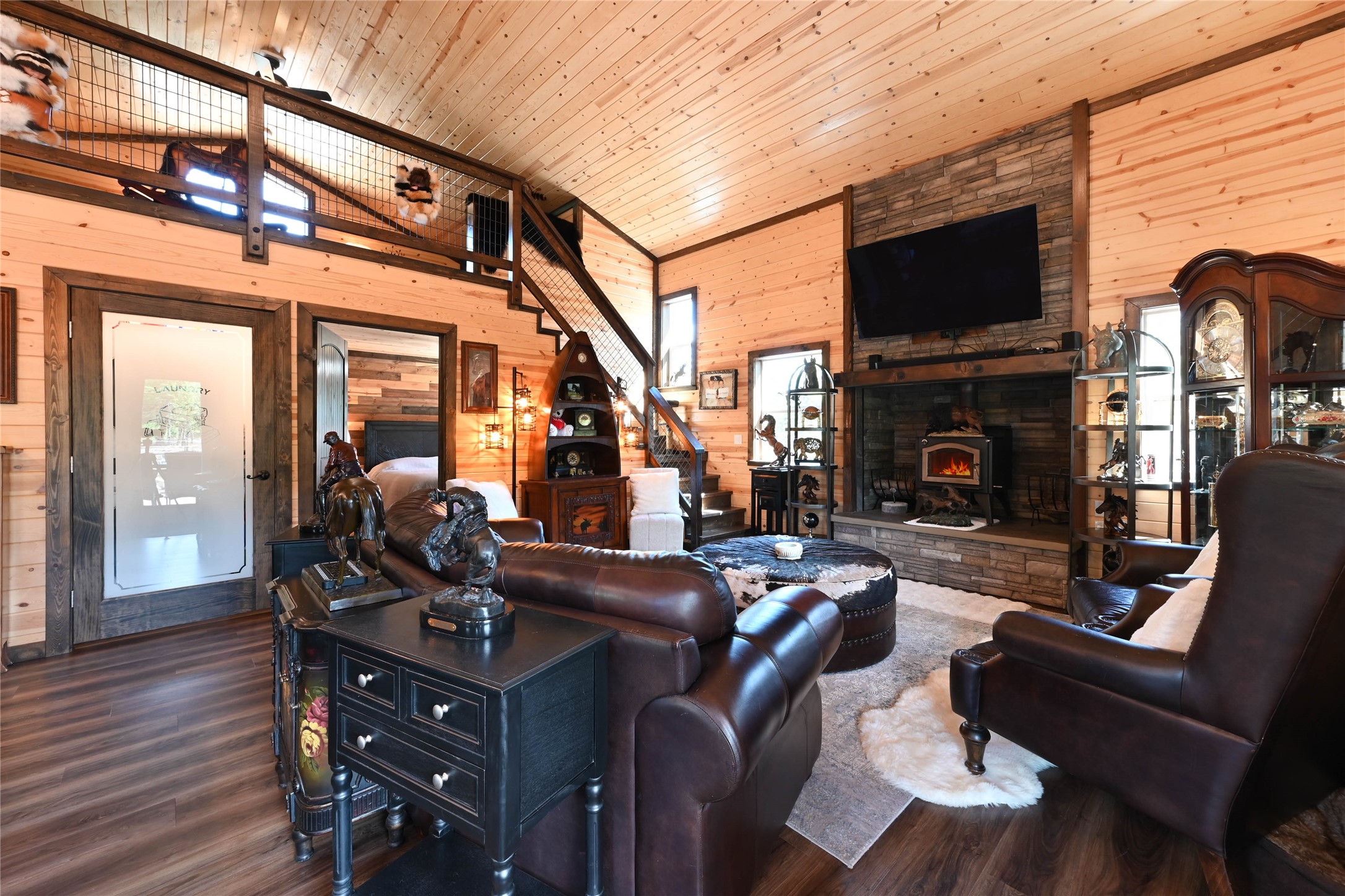 4193 Quartz Creek Road Property Photo 7