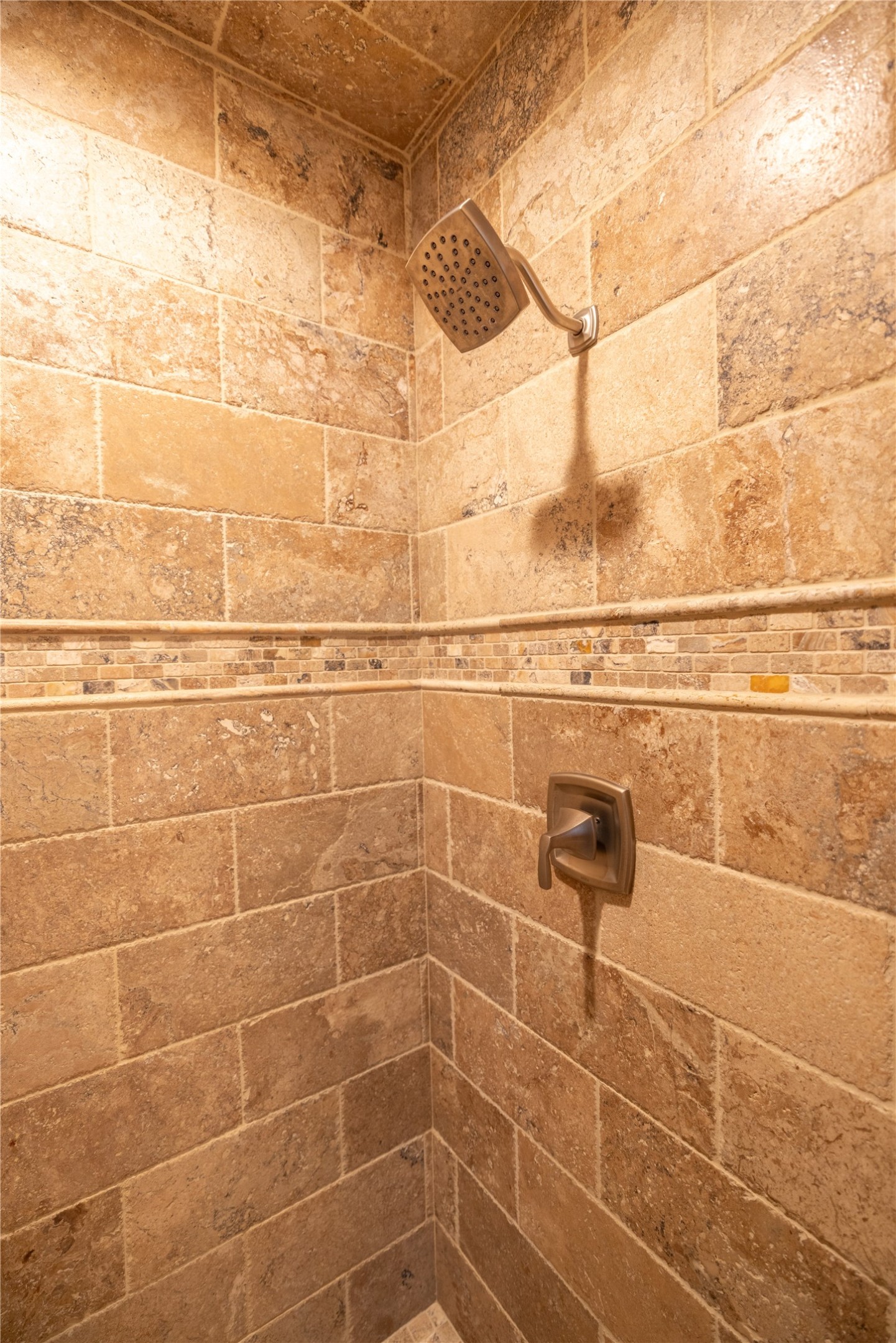 401 Boulder Lane Property Photo 21
