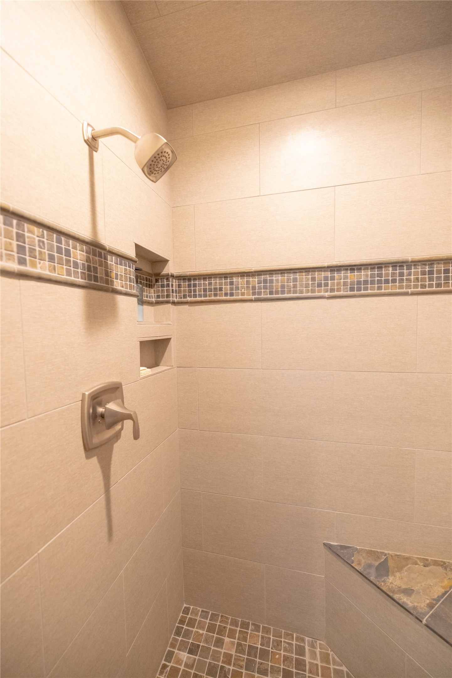 401 Boulder Lane Property Photo 27