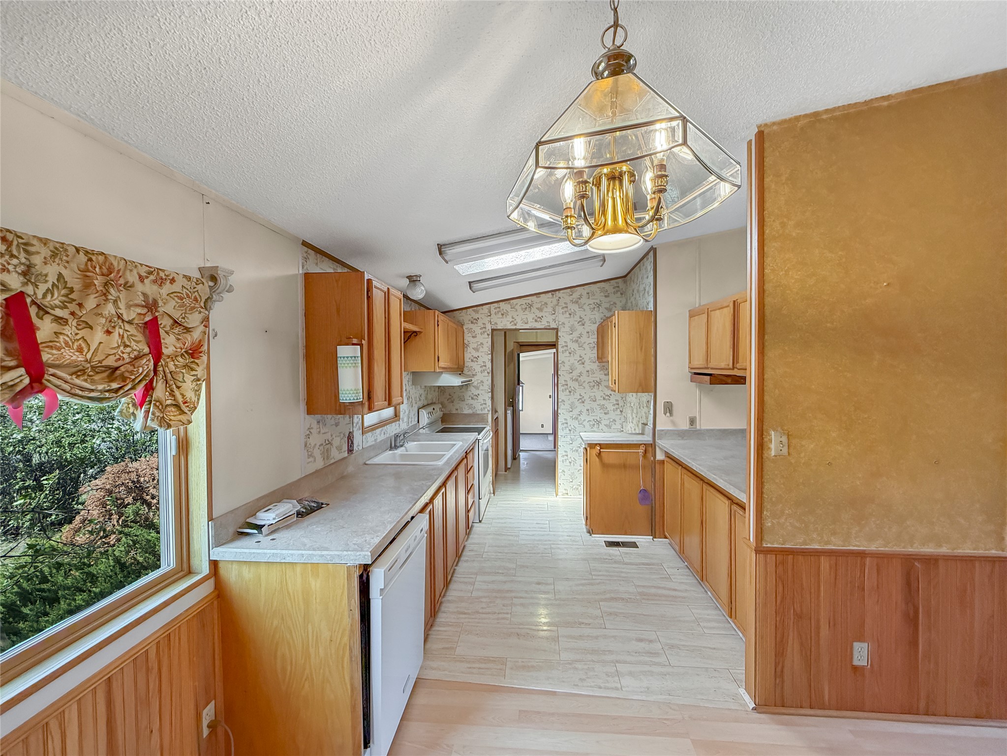 65 Tobacco Root Road Property Photo 10