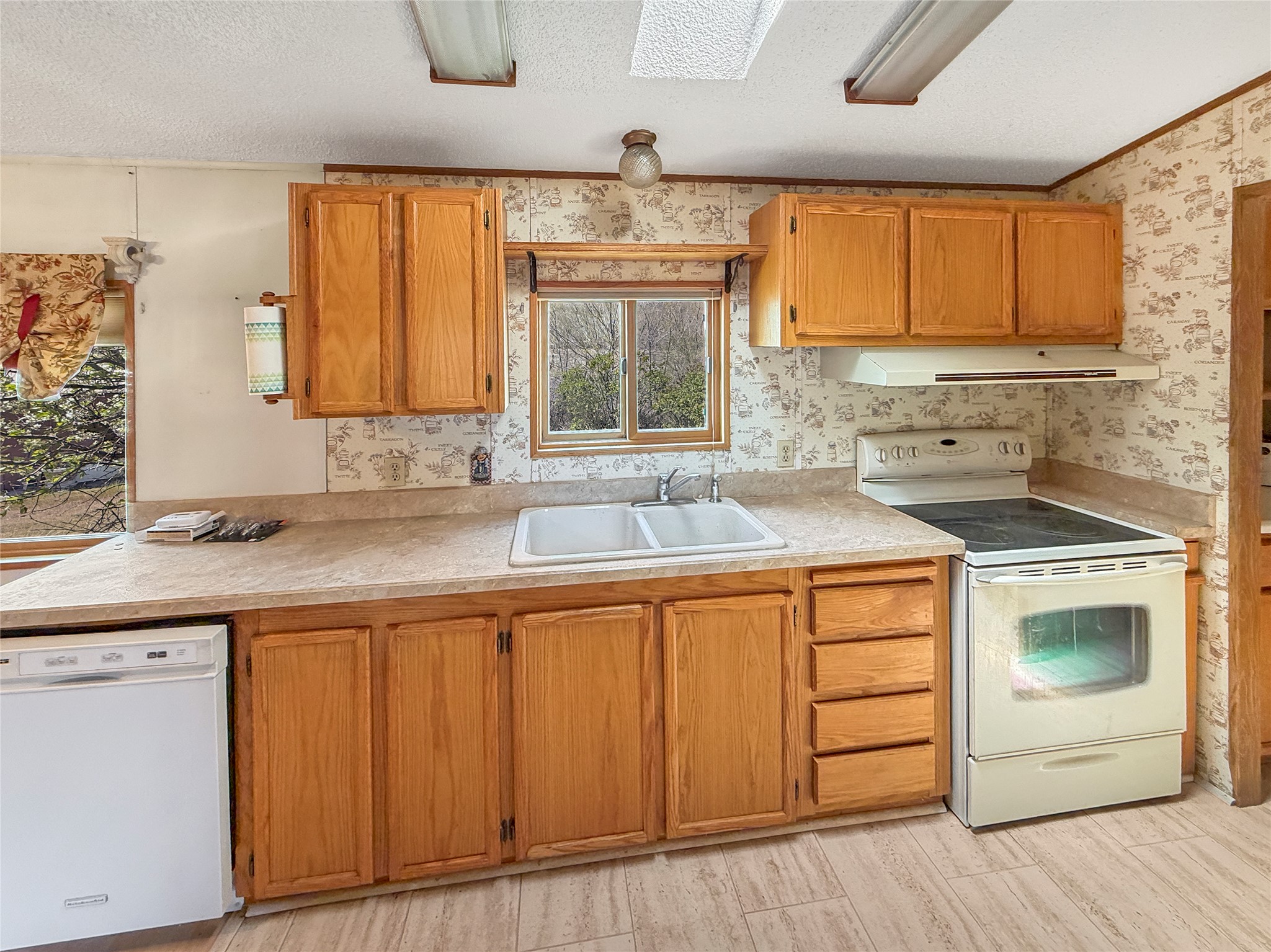 65 Tobacco Root Road Property Photo 11