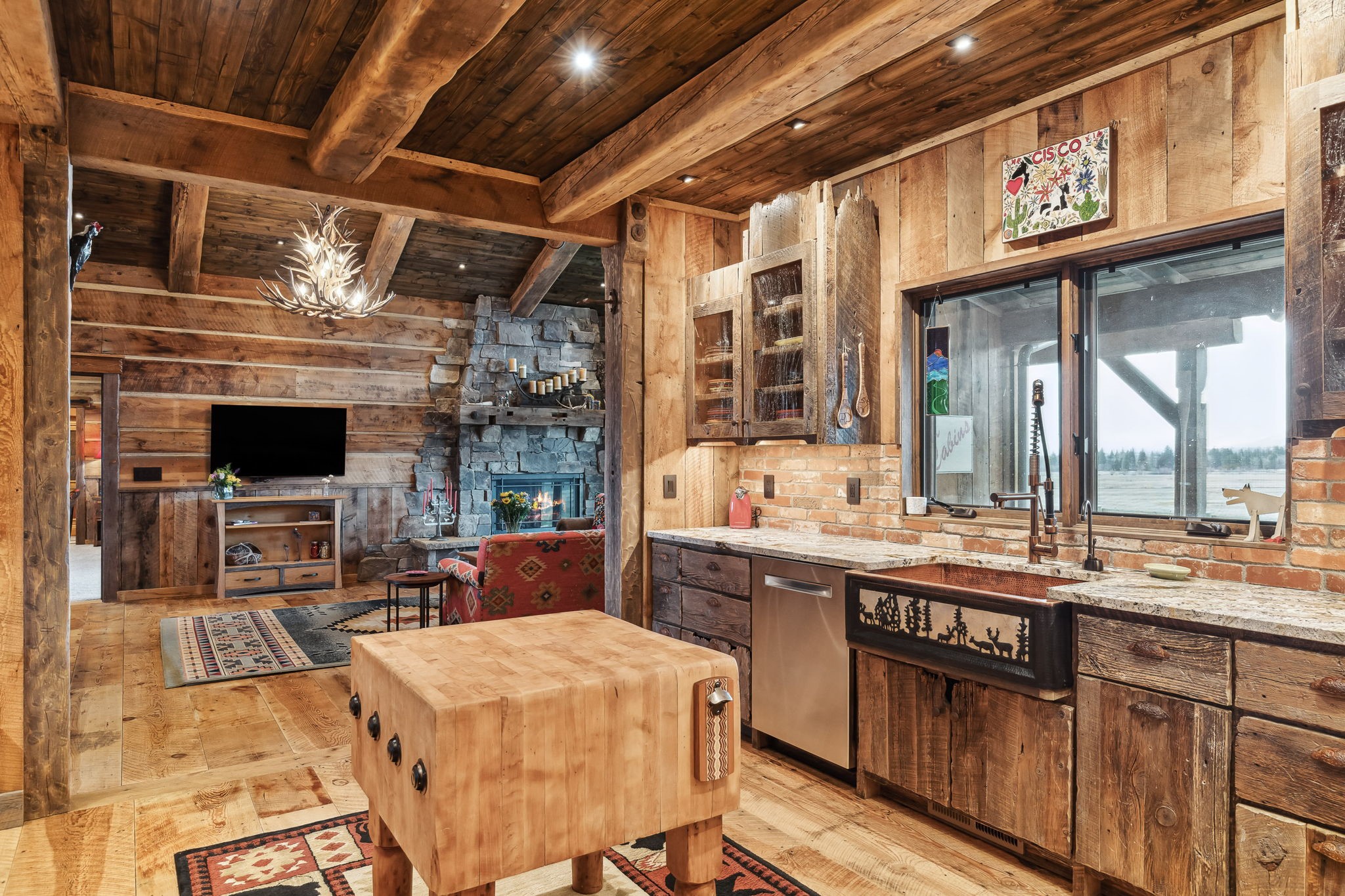 250 Crested Butte Way Property Photo 10