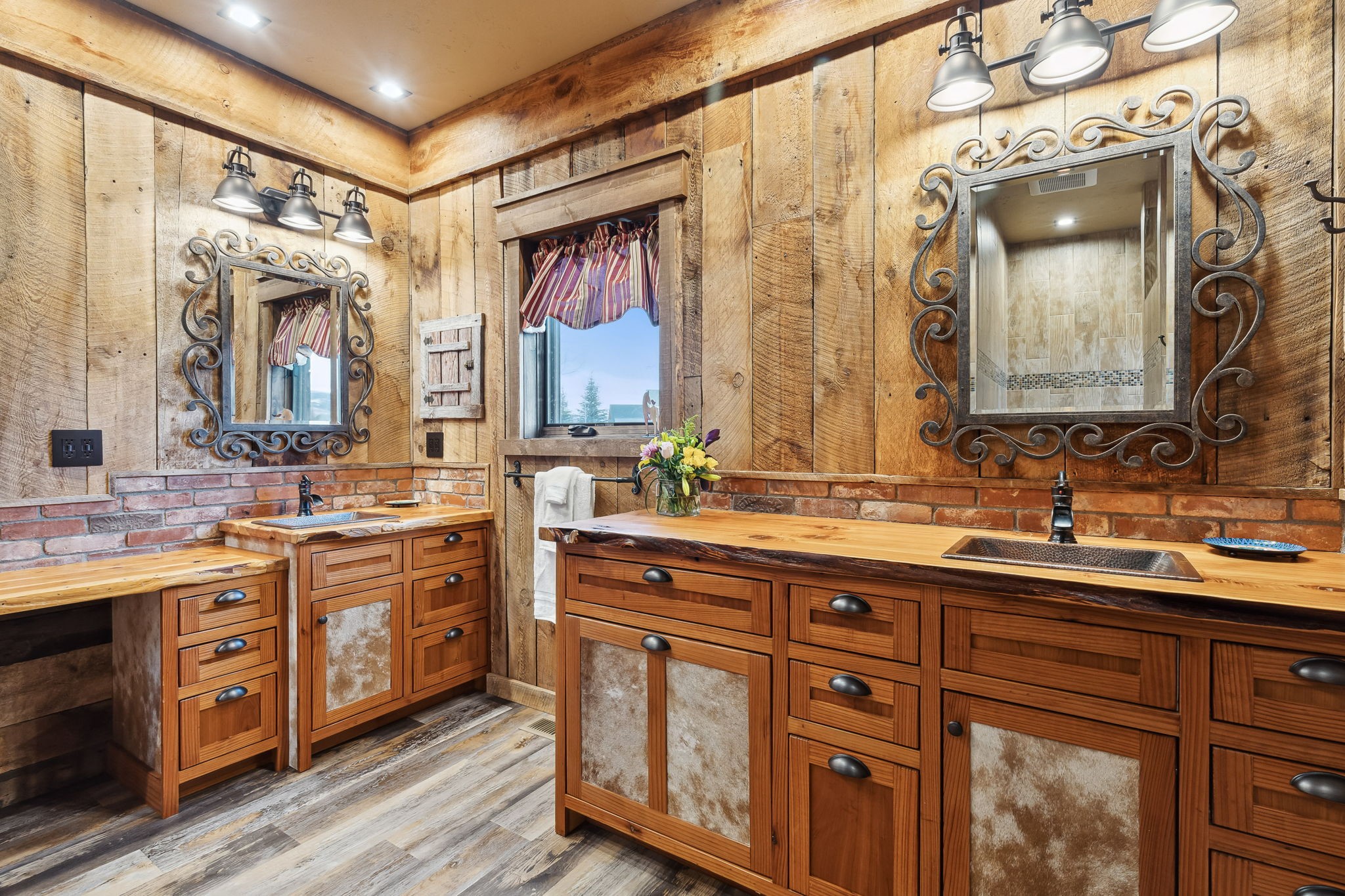 250 Crested Butte Way Property Photo 19