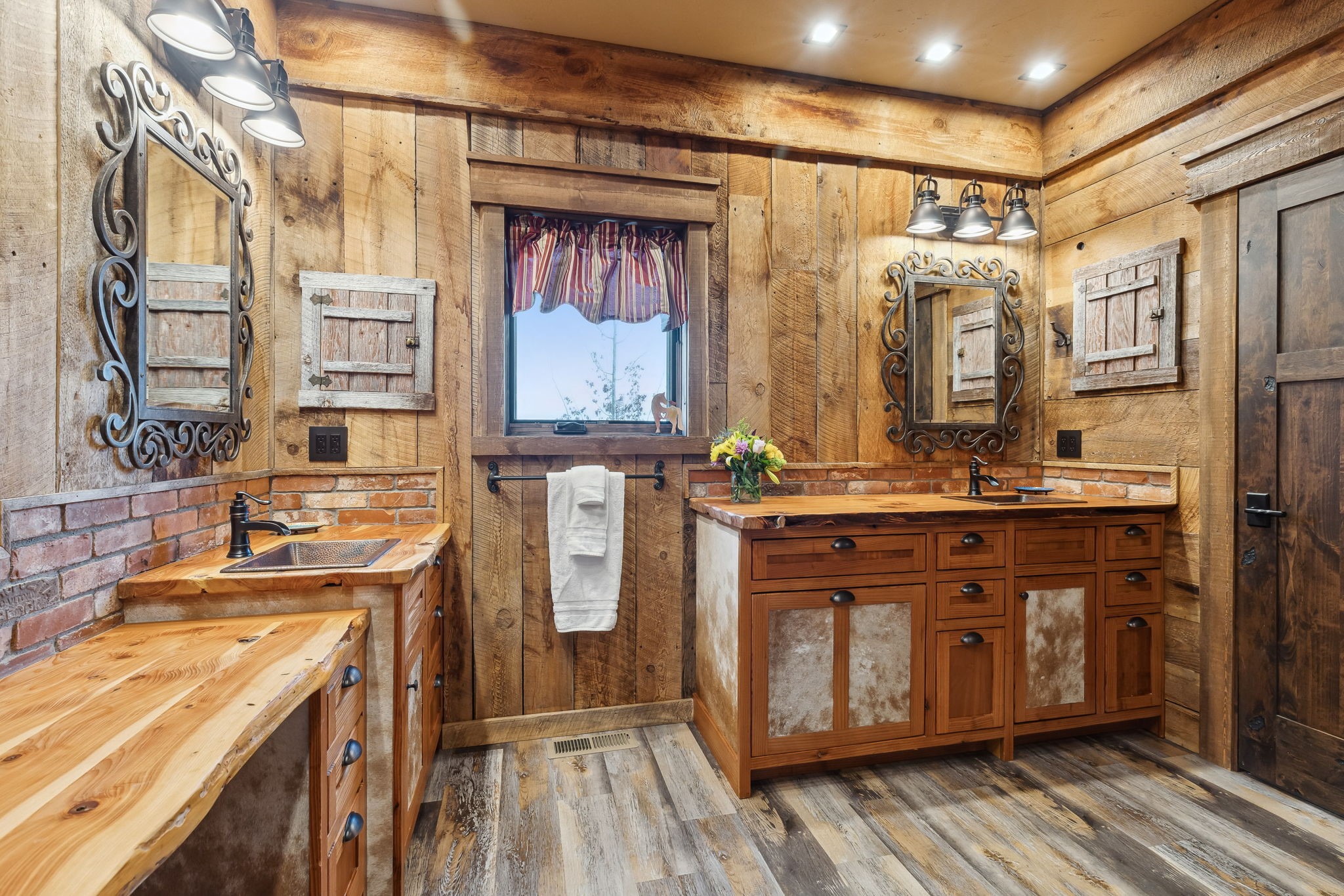 250 Crested Butte Way Property Photo 20