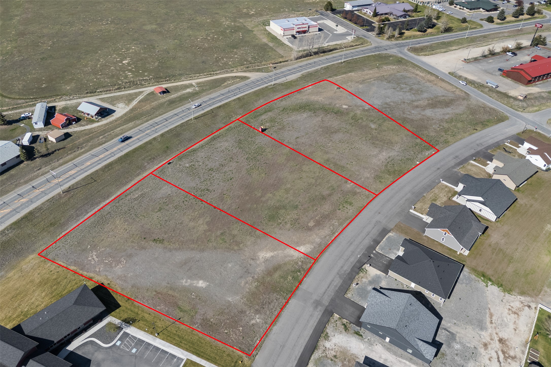 975 Sagebrush Lane Property Photo 4