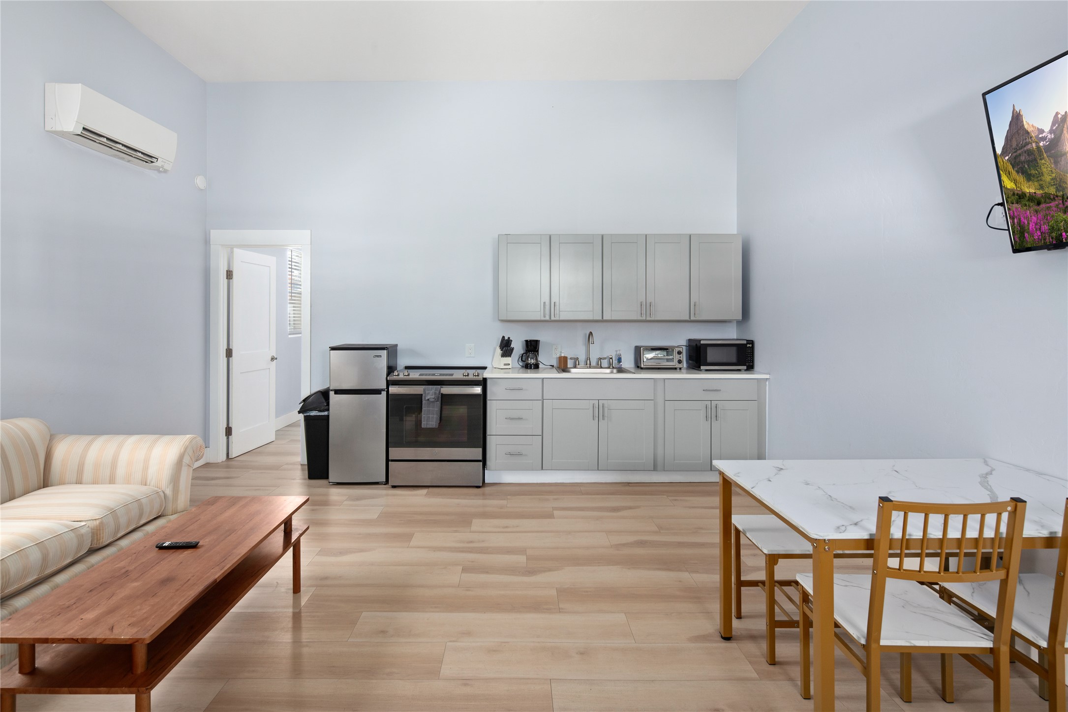 151 Toftum Lane Property Photo 8