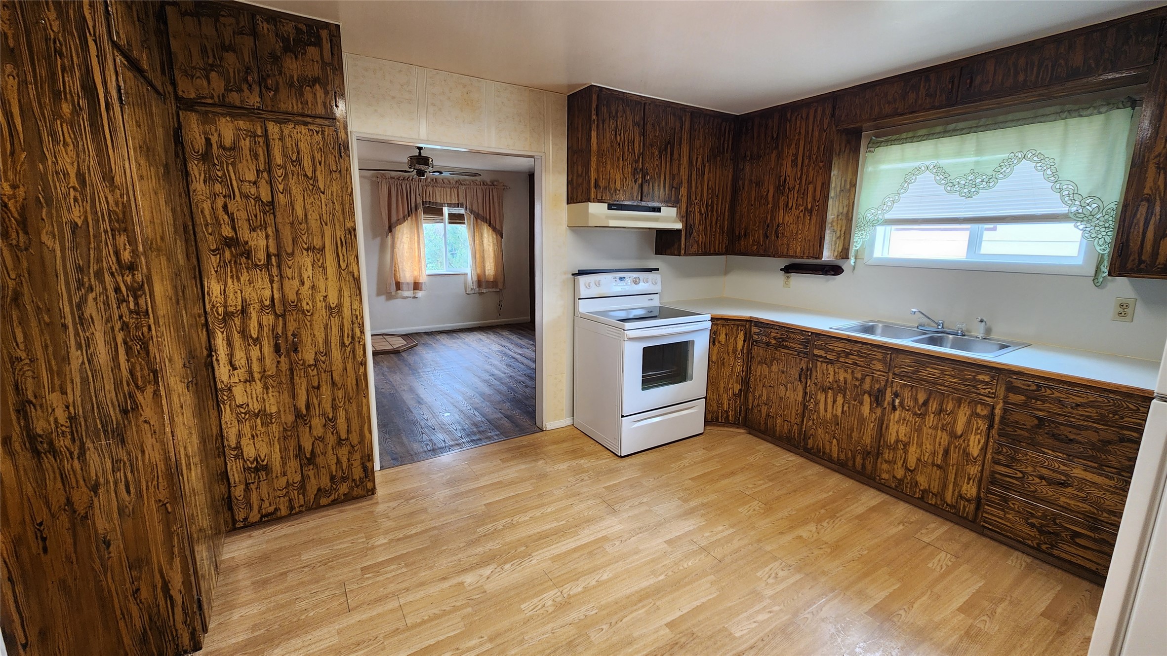 219 5th Avenue Sw Property Photo 15