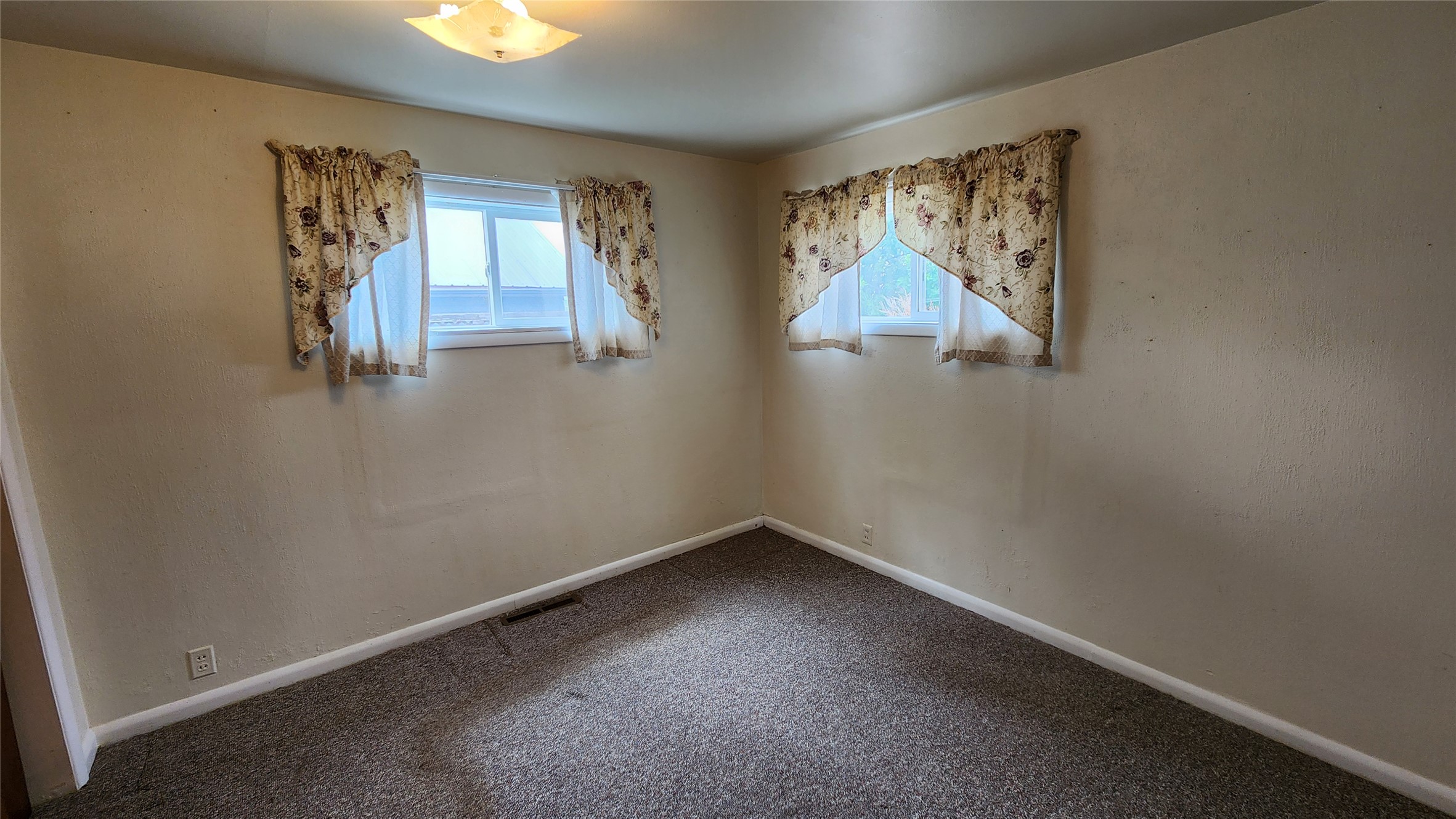 219 5th Avenue Sw Property Photo 21