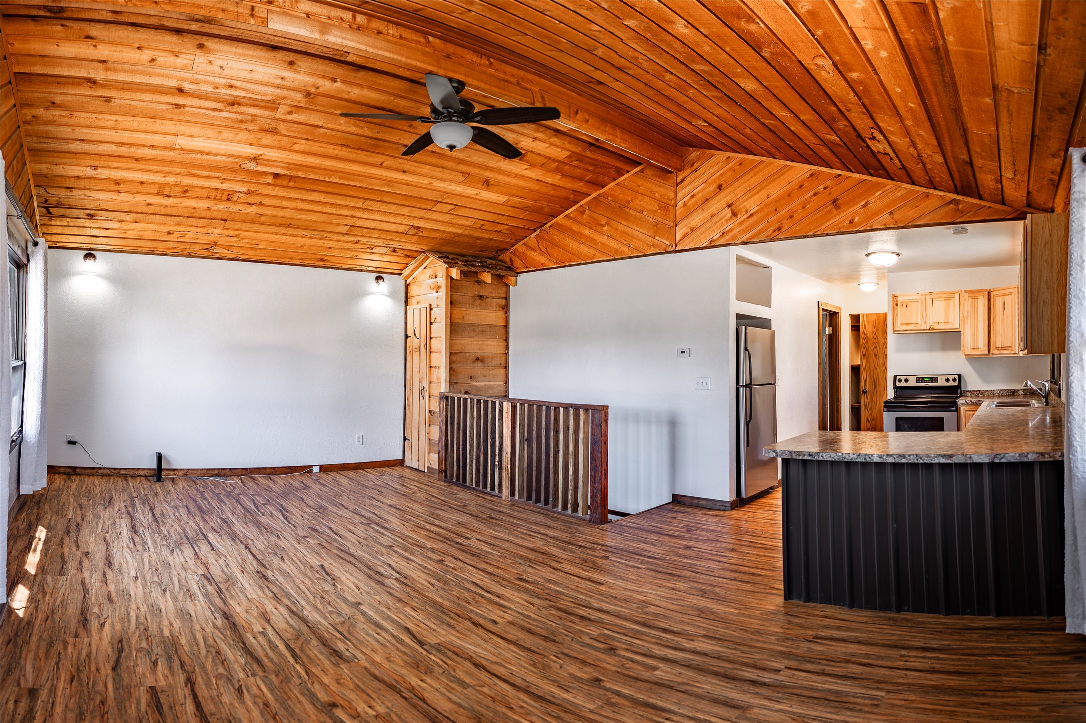 110 4th Street N Property Photo 4