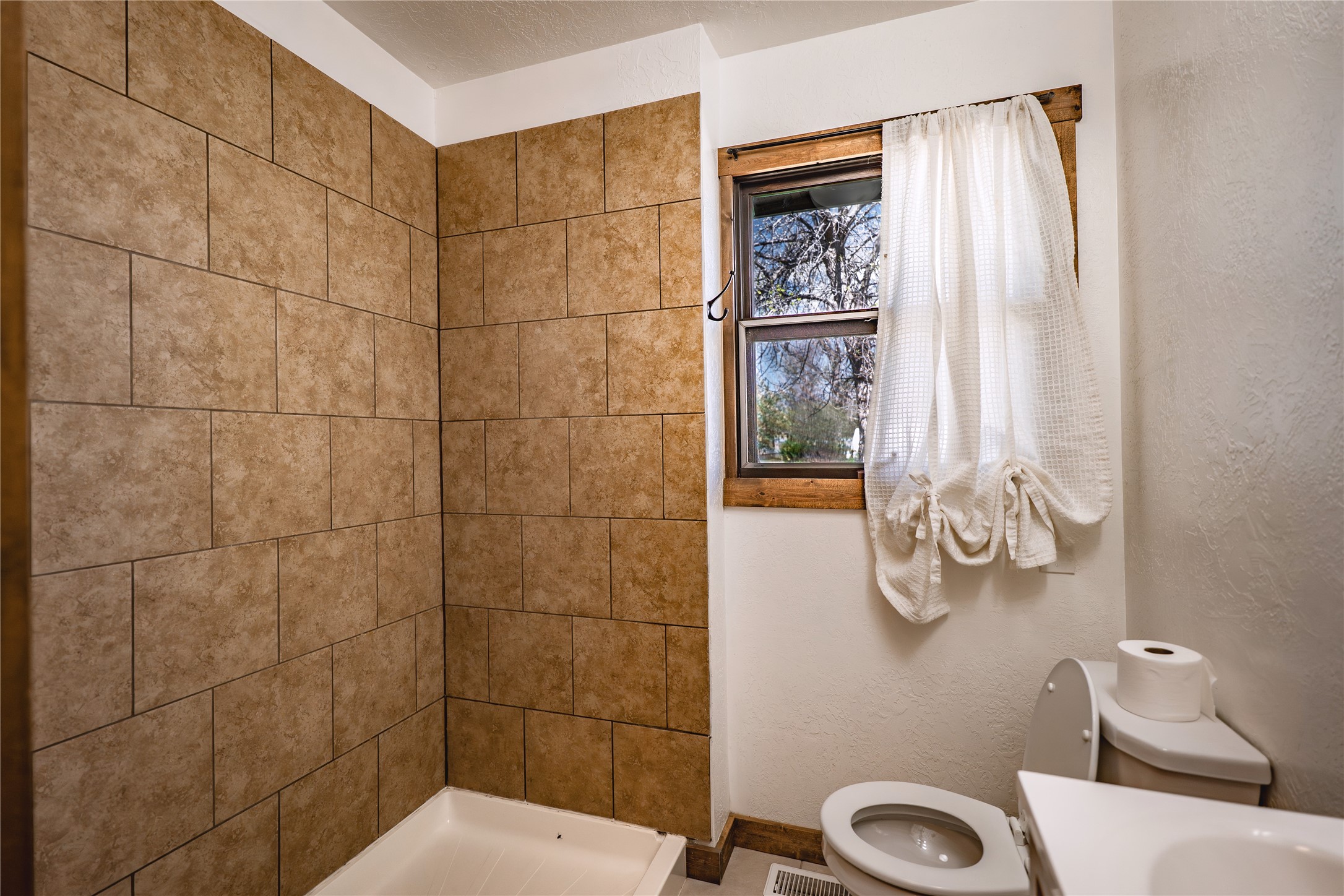 110 4th Street N Property Photo 16