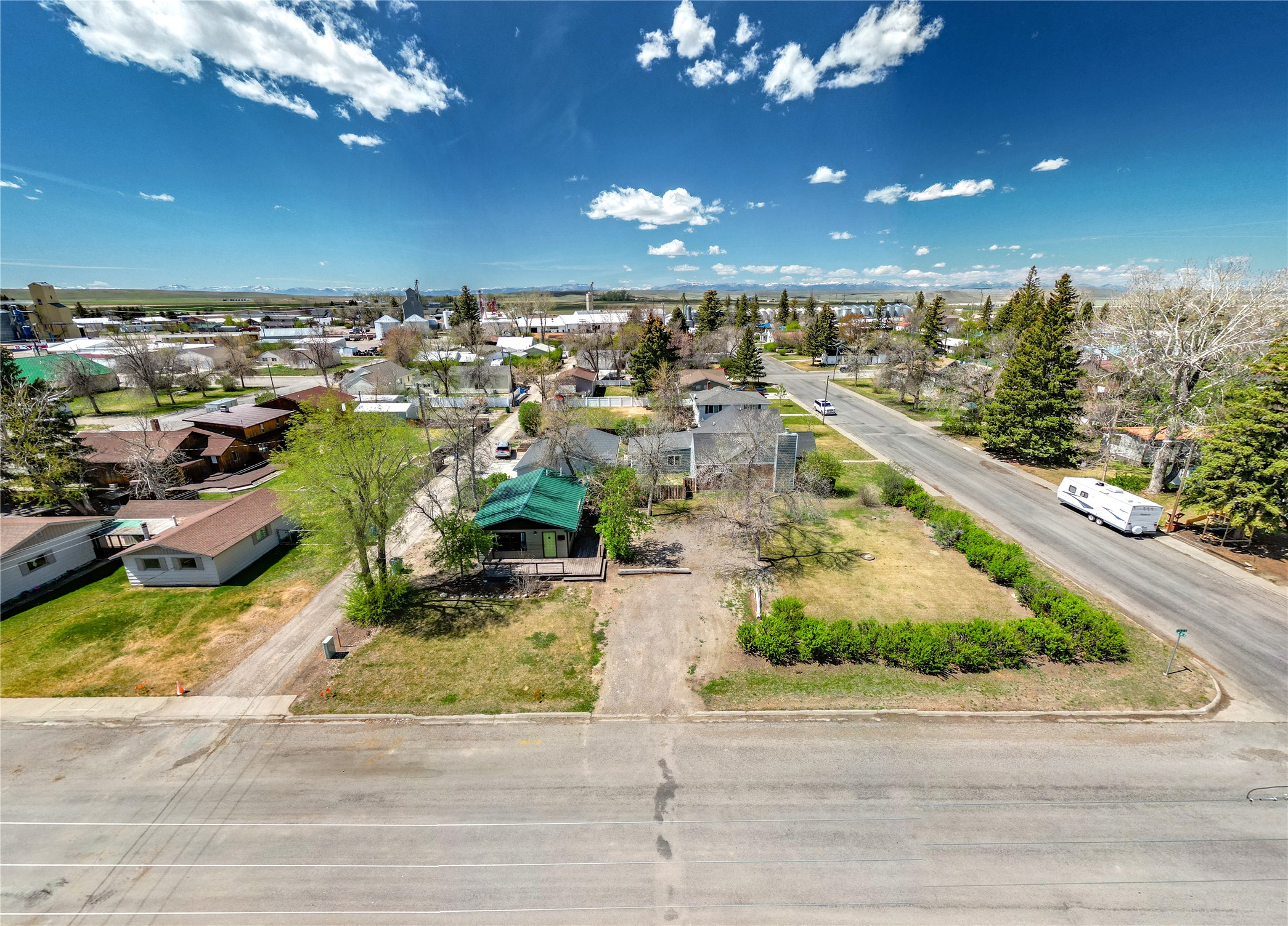 110 4th Street N Property Photo 35