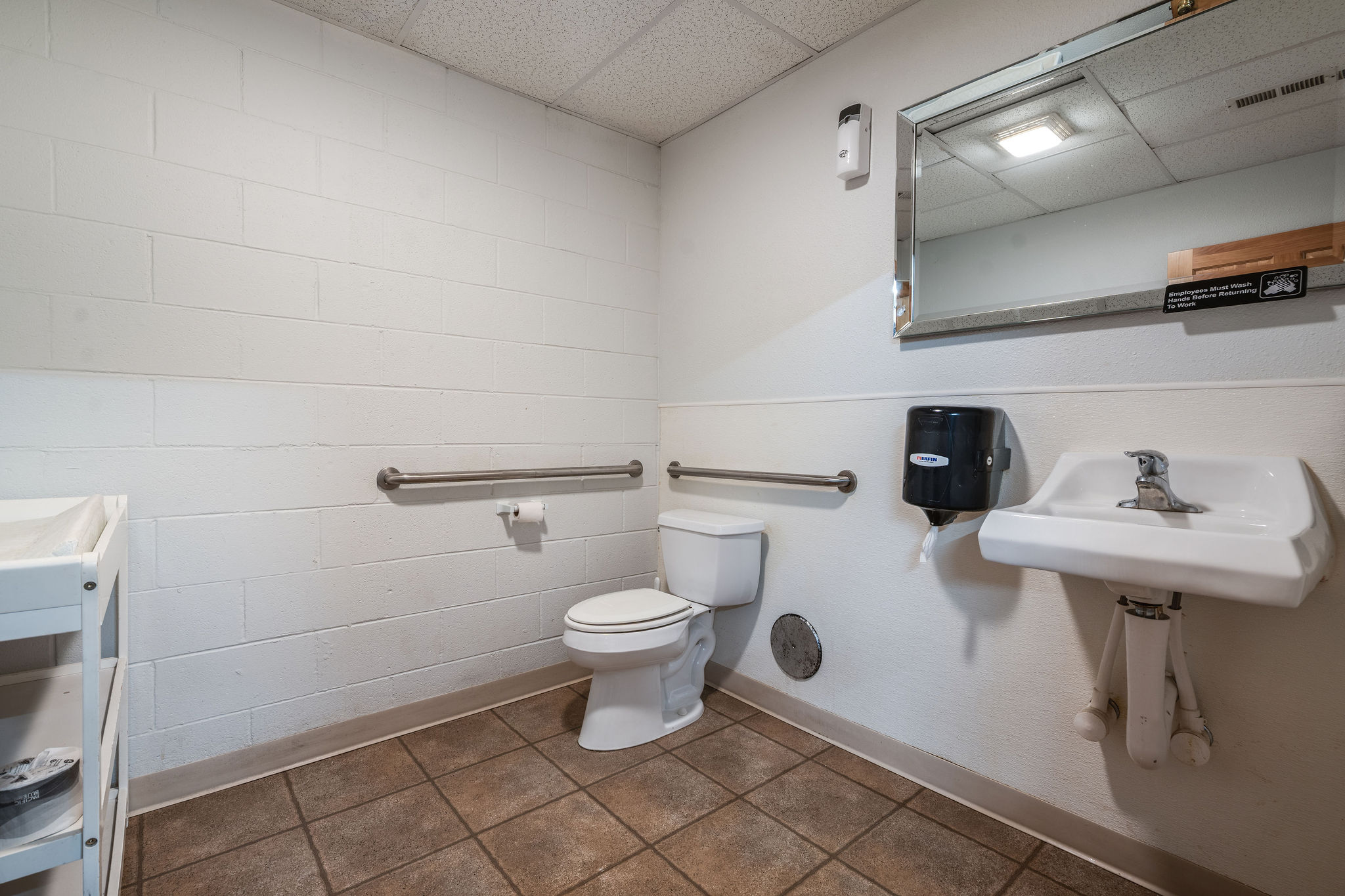 420 Nucleus Avenue Property Photo 44