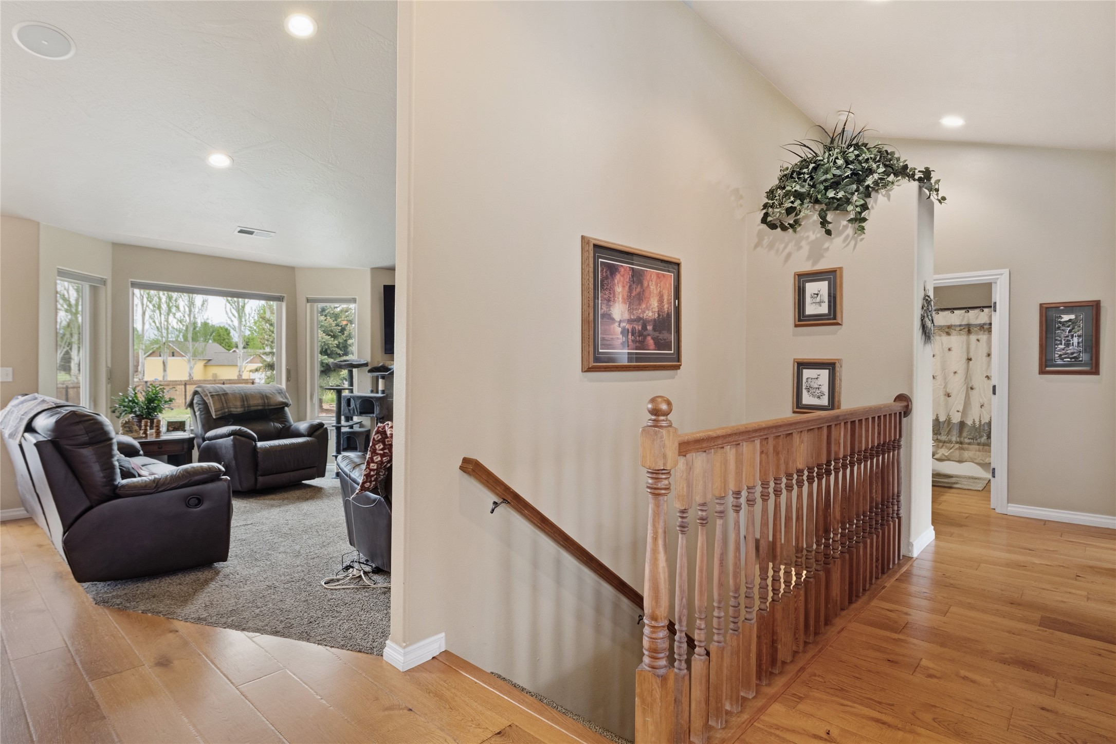 1582 Douglas Drive Property Photo 9