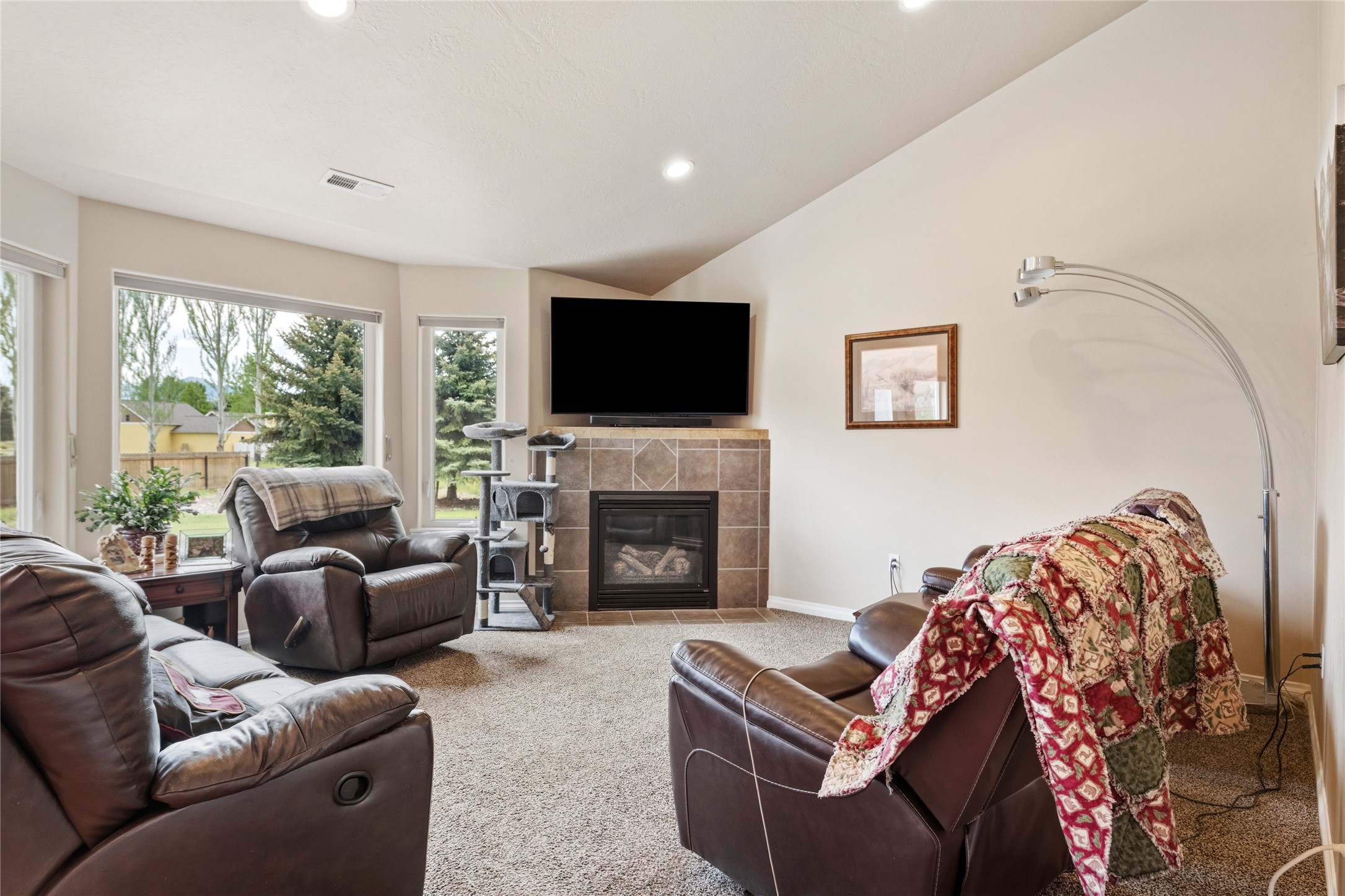 1582 Douglas Drive Property Photo 12