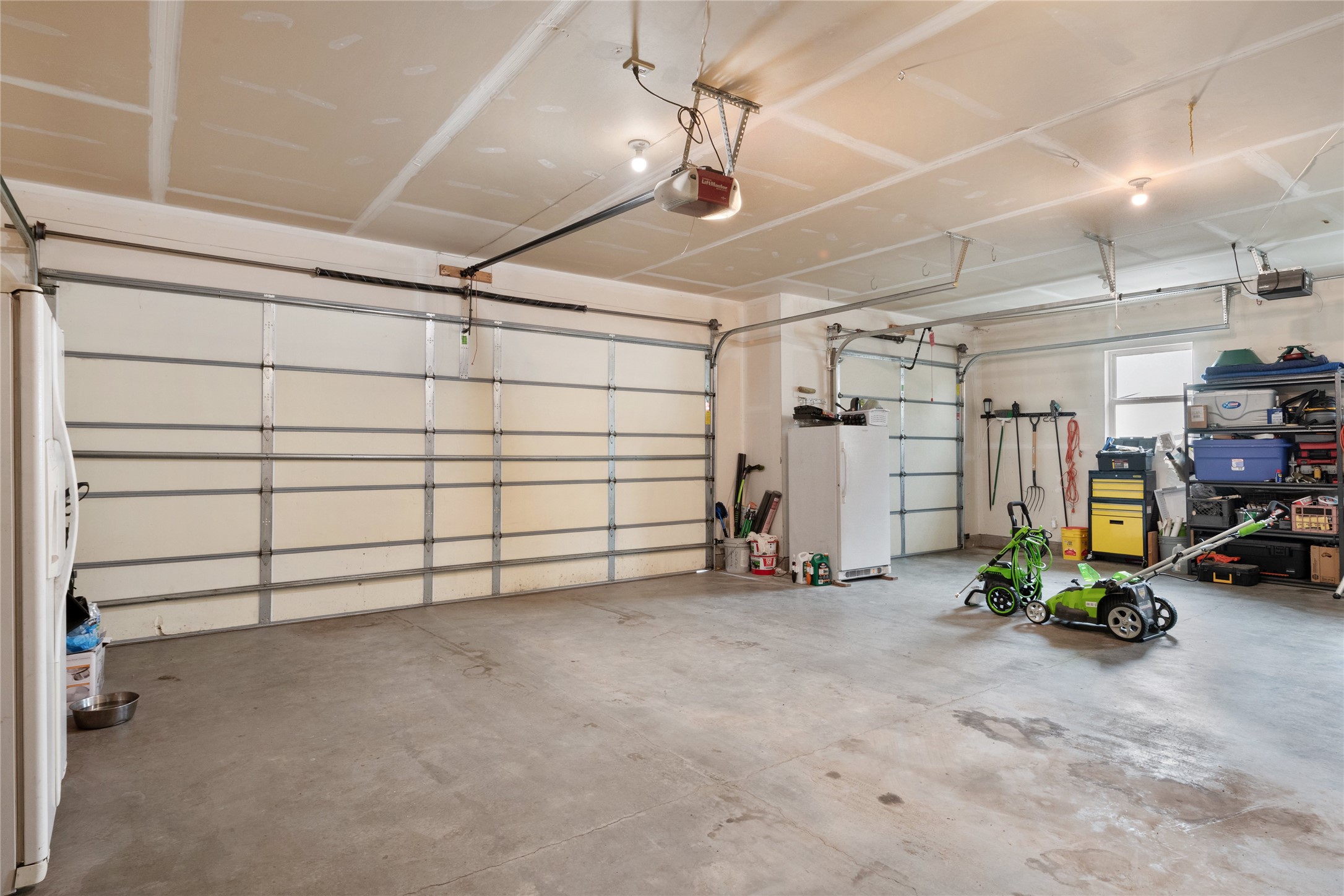 1582 Douglas Drive Property Photo 24