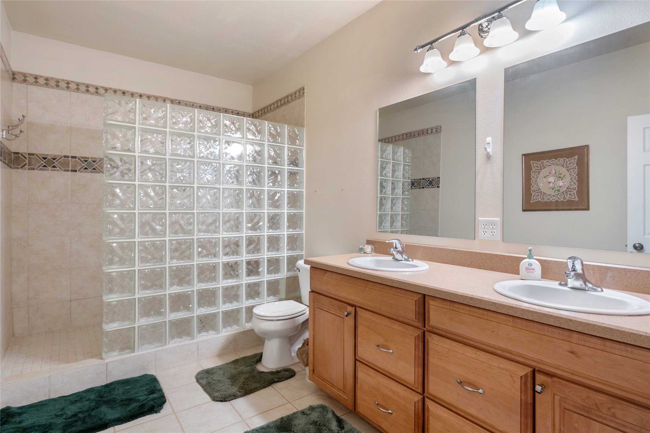 1582 Douglas Drive Property Photo 36