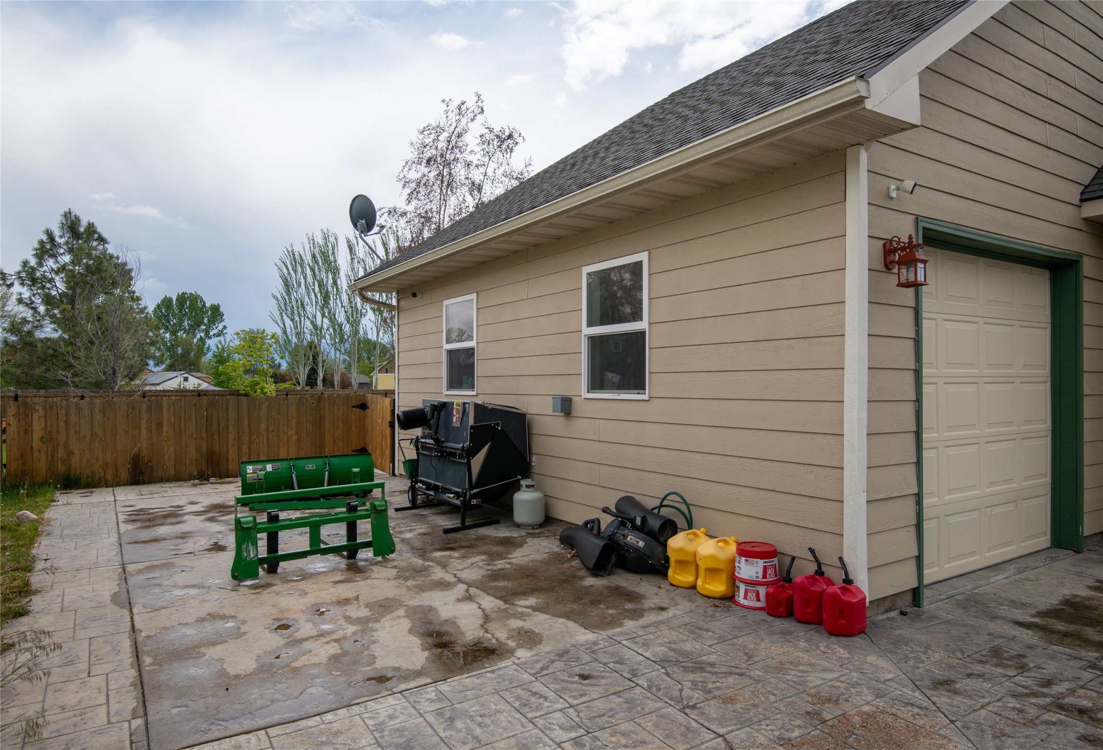 1582 Douglas Drive Property Photo 41