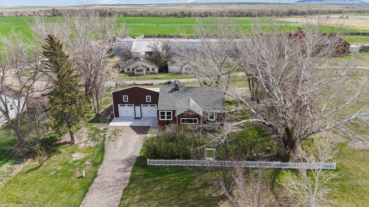 786 Us Highway 89 Property Photo 2