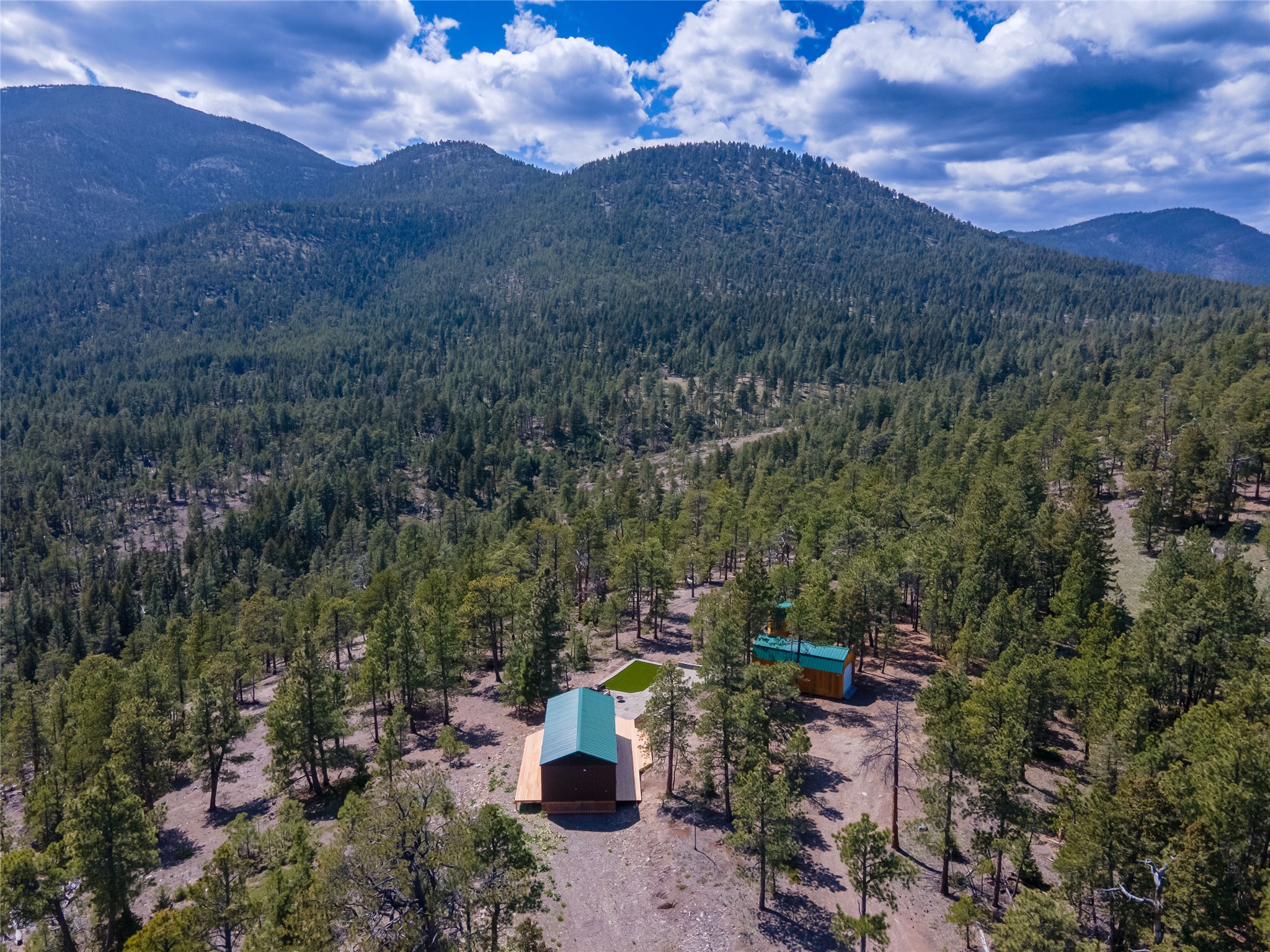 1300 Rogers Creek Road Property Photo 4