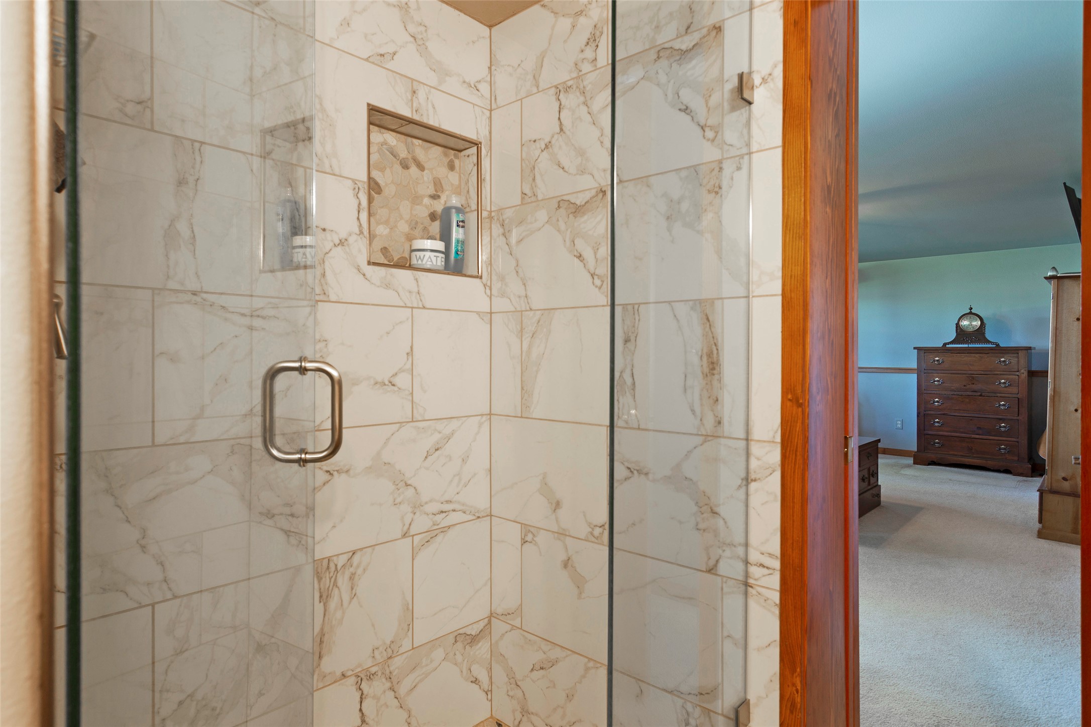 1741 Sutherland Lane Property Photo 13