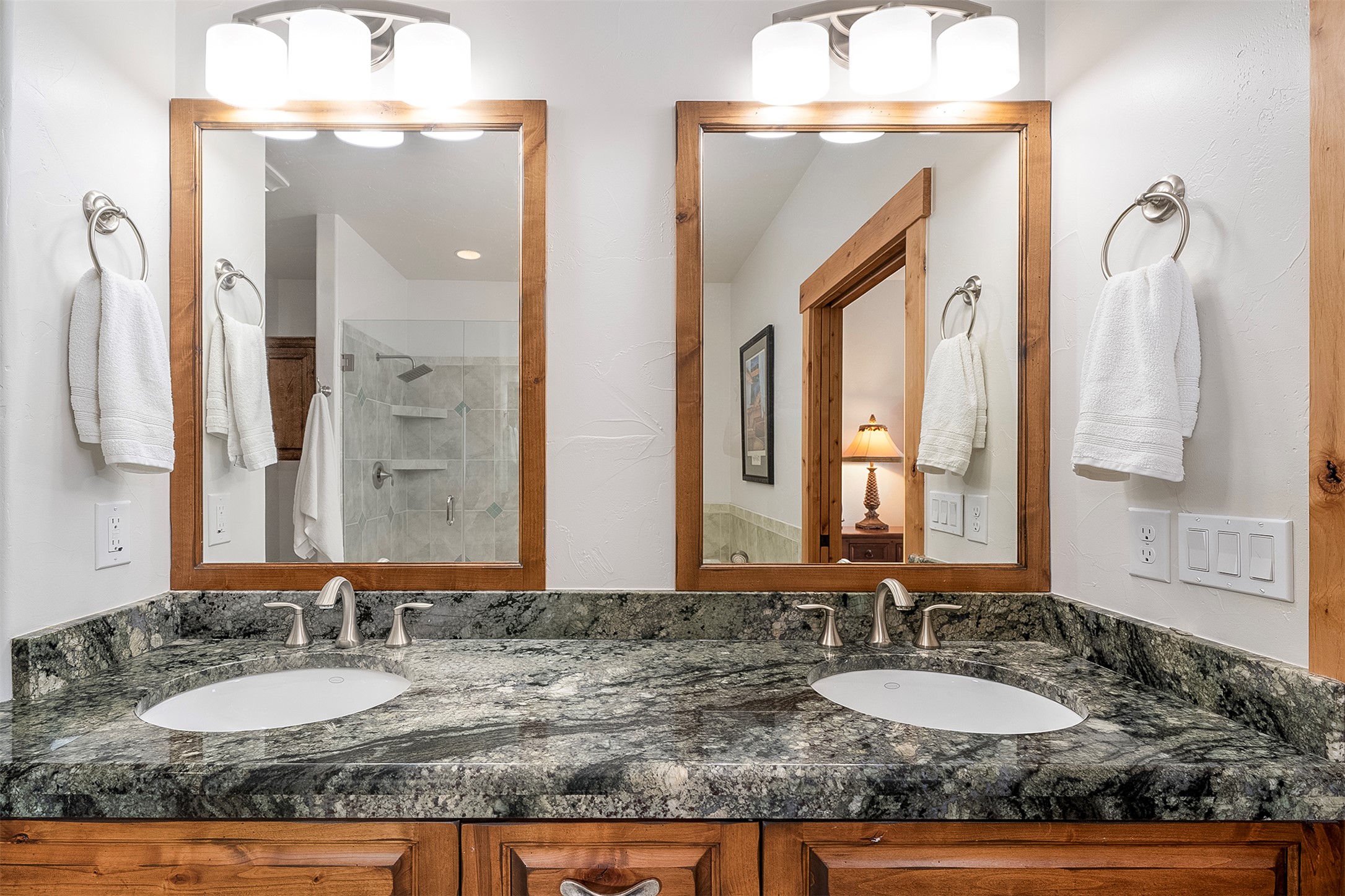407 White Fox Run Property Photo 23