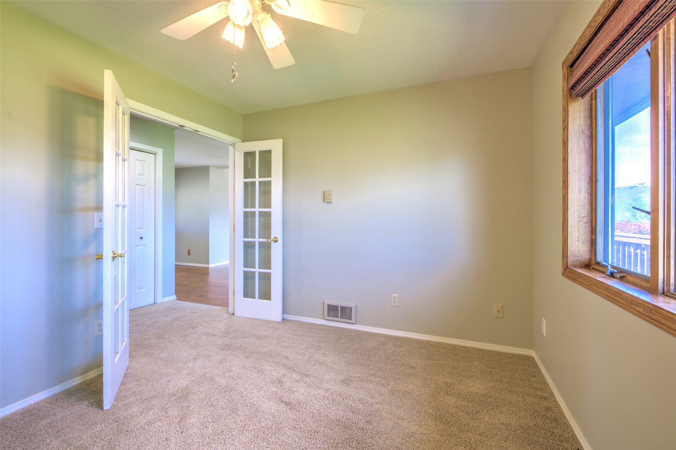 675 Warbler Lane Property Photo 32