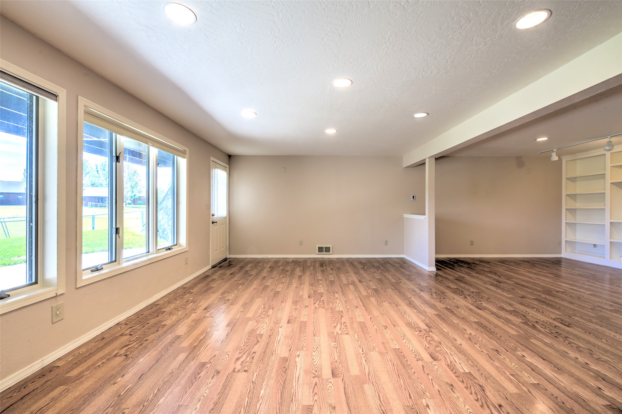 675 Warbler Lane Property Photo 41