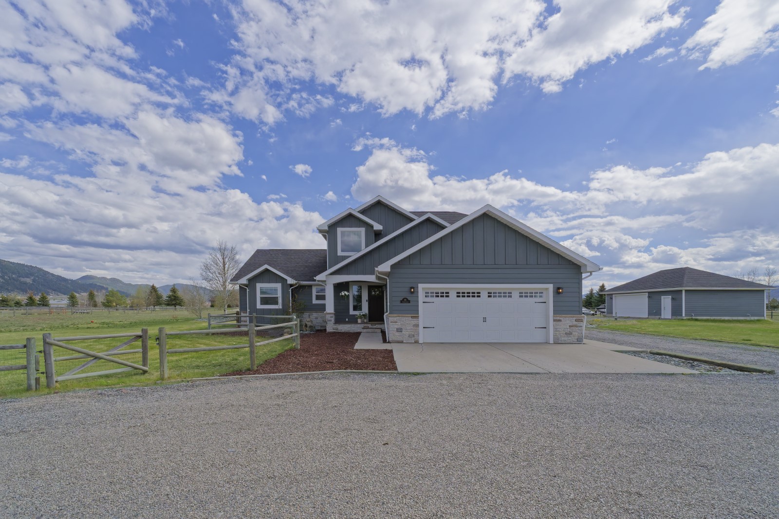 88 Caspian Lane Property Photo 1