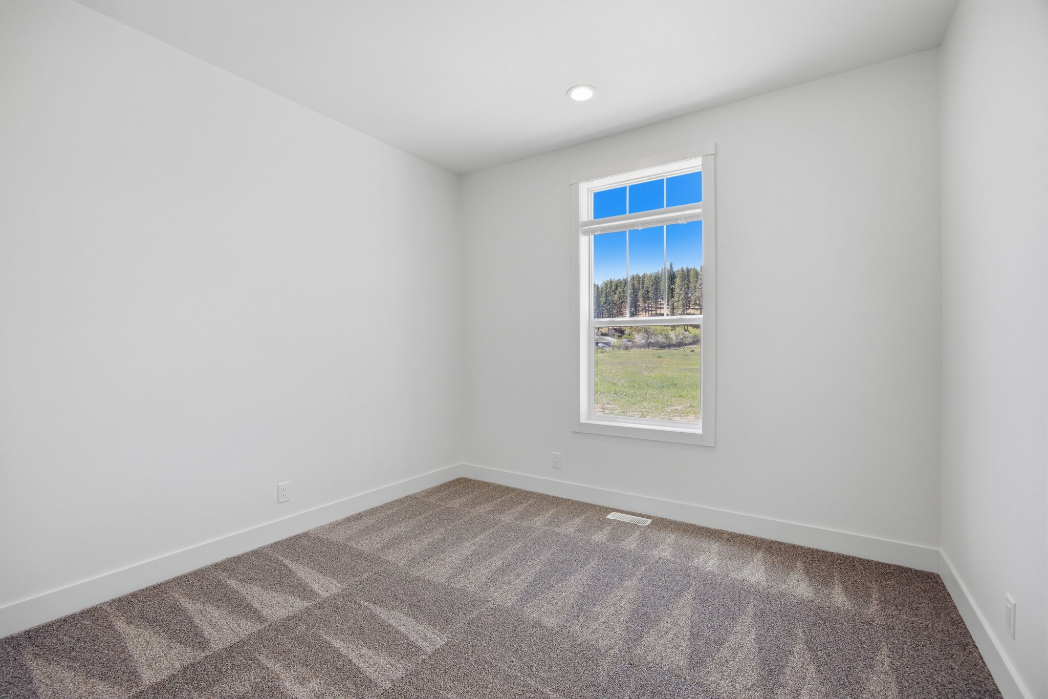 131 Nicholson Way Property Photo 28