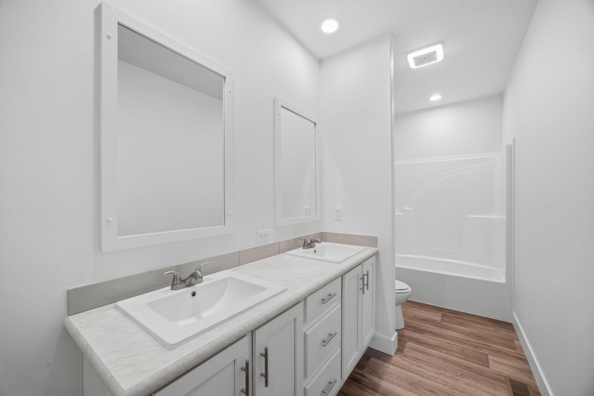 131 Nicholson Way Property Photo 30