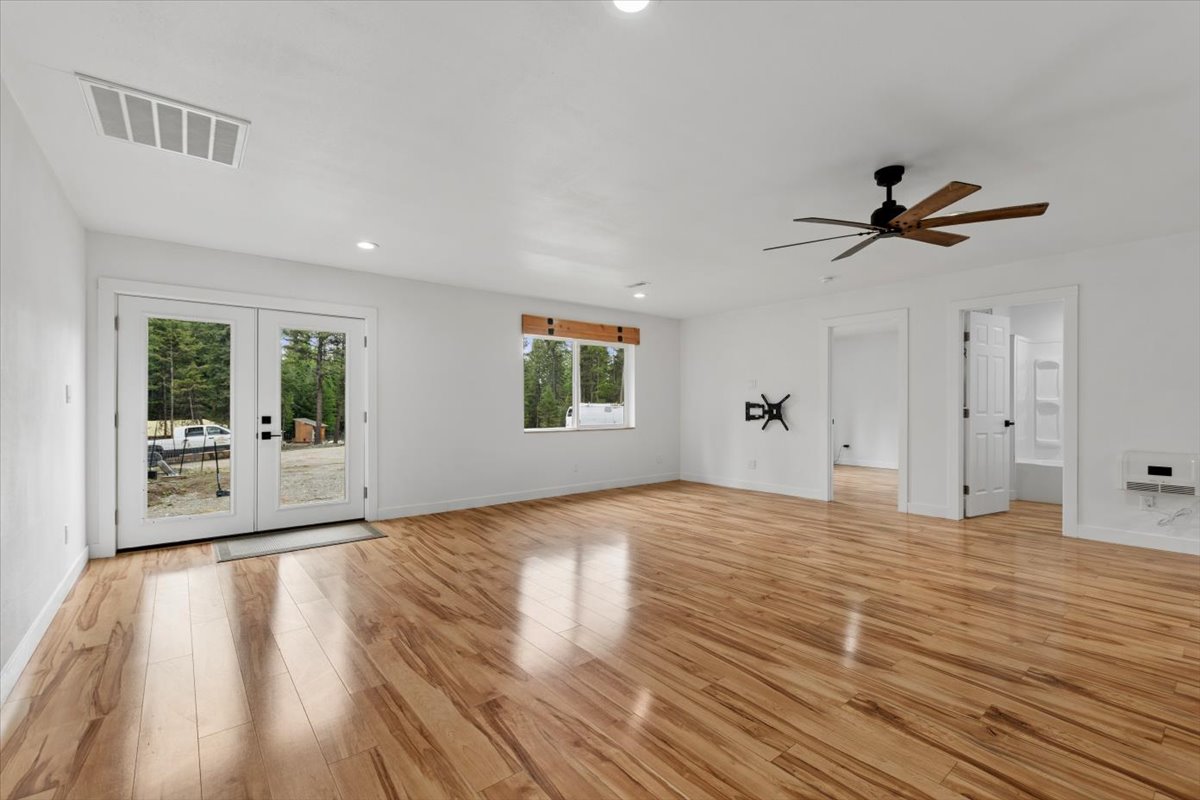 352 Whitetail Meadow Road Property Photo 10
