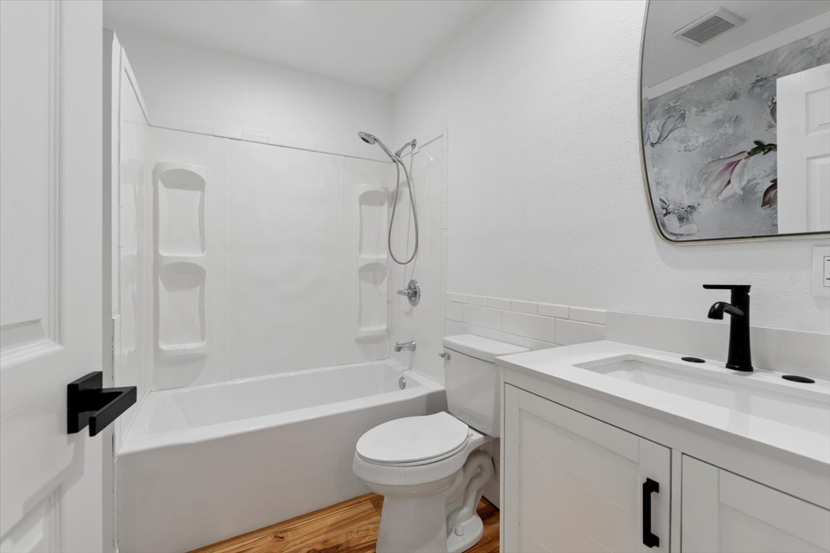 352 Whitetail Meadow Road Property Photo 13