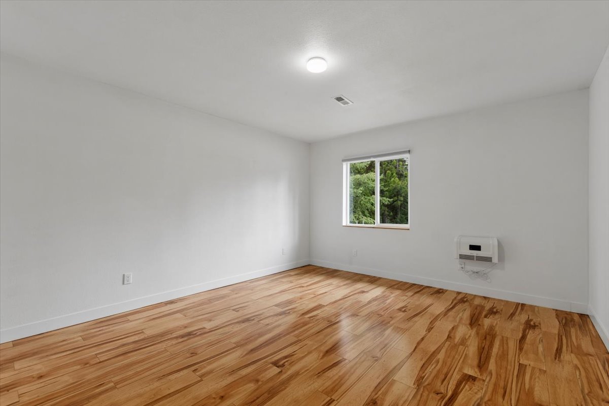 352 Whitetail Meadow Road Property Photo 16