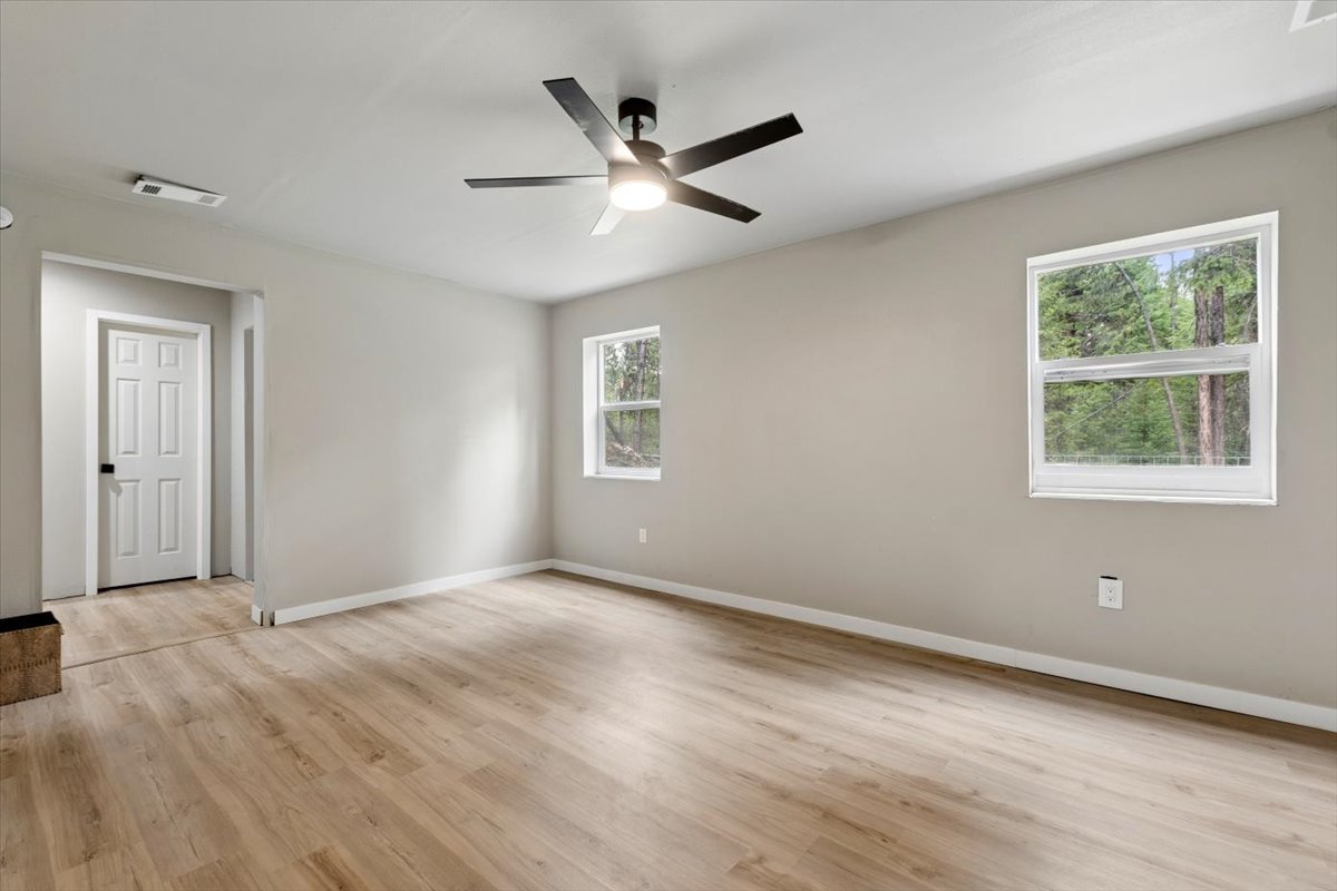 352 Whitetail Meadow Road Property Photo 42