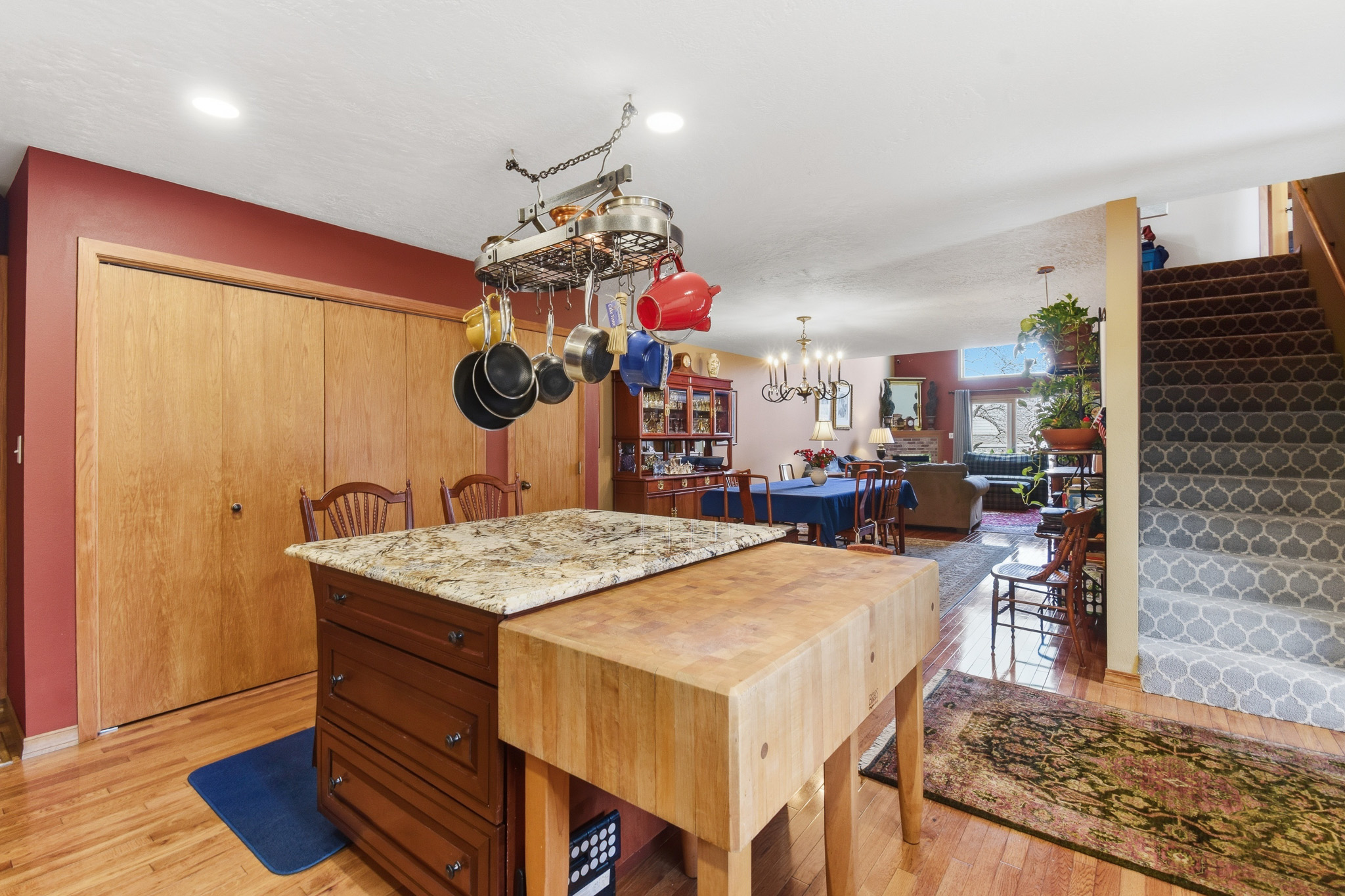 3204 Meadowood Lane 2d Property Photo 11