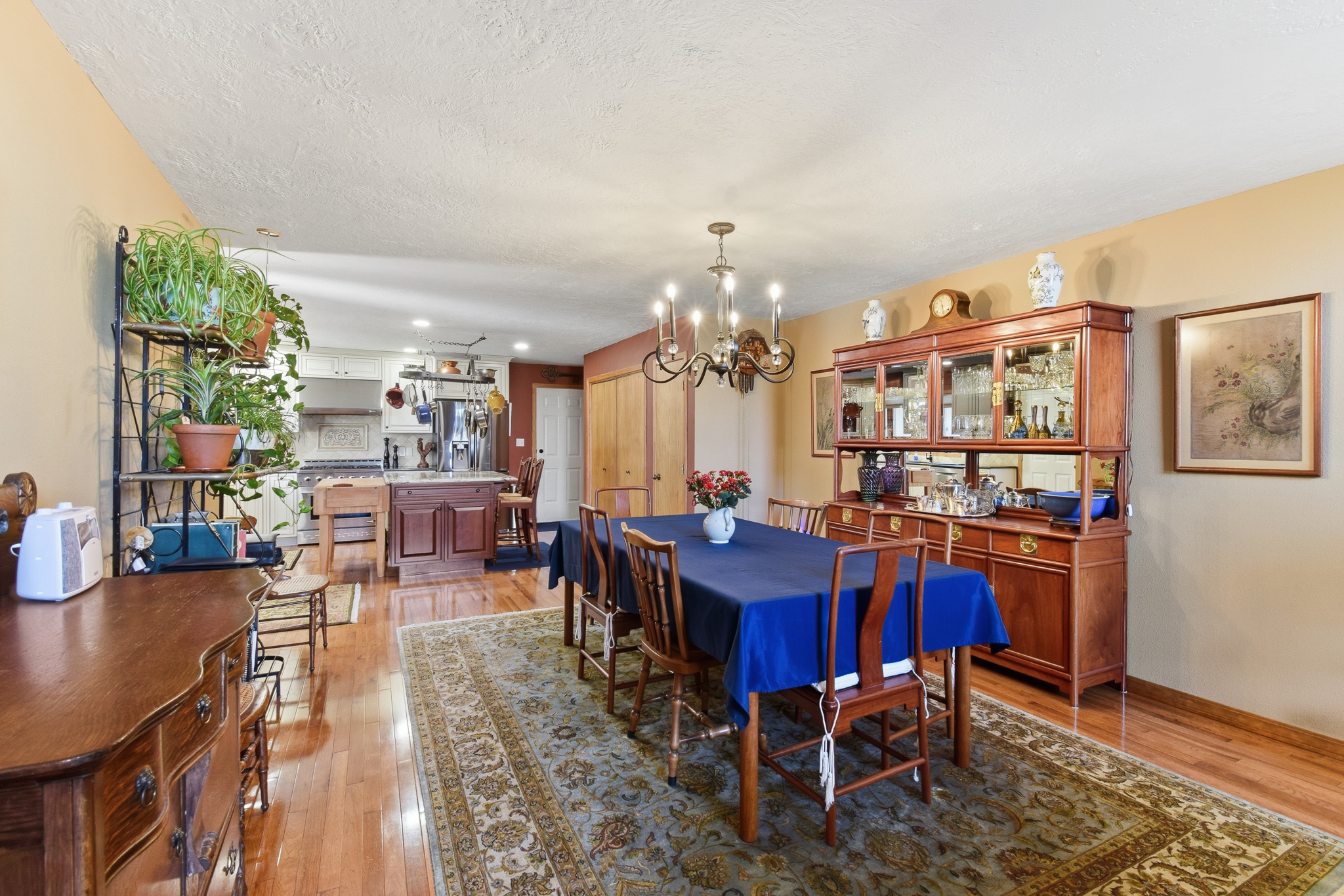 3204 Meadowood Lane 2d Property Photo 17