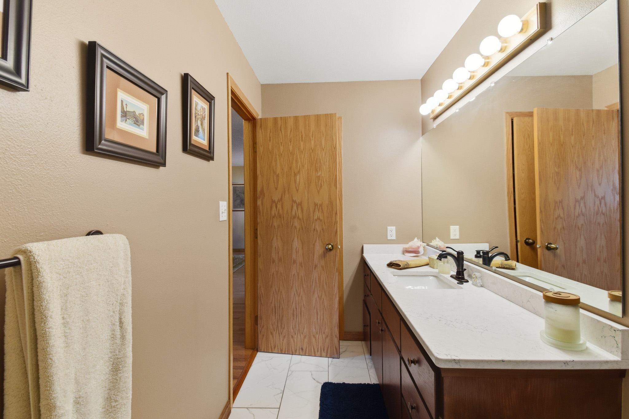 3204 Meadowood Lane 2d Property Photo 34