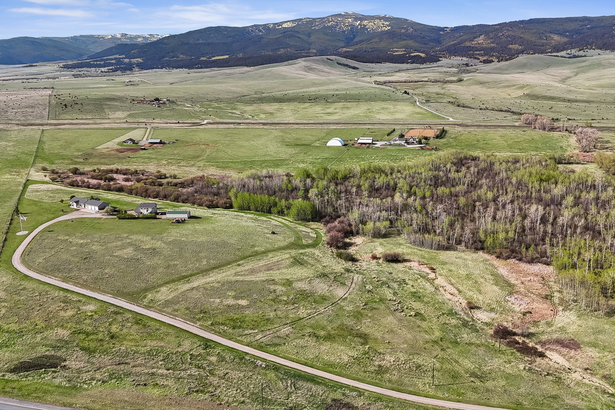 5944 Us Highway 287 Property Photo 2
