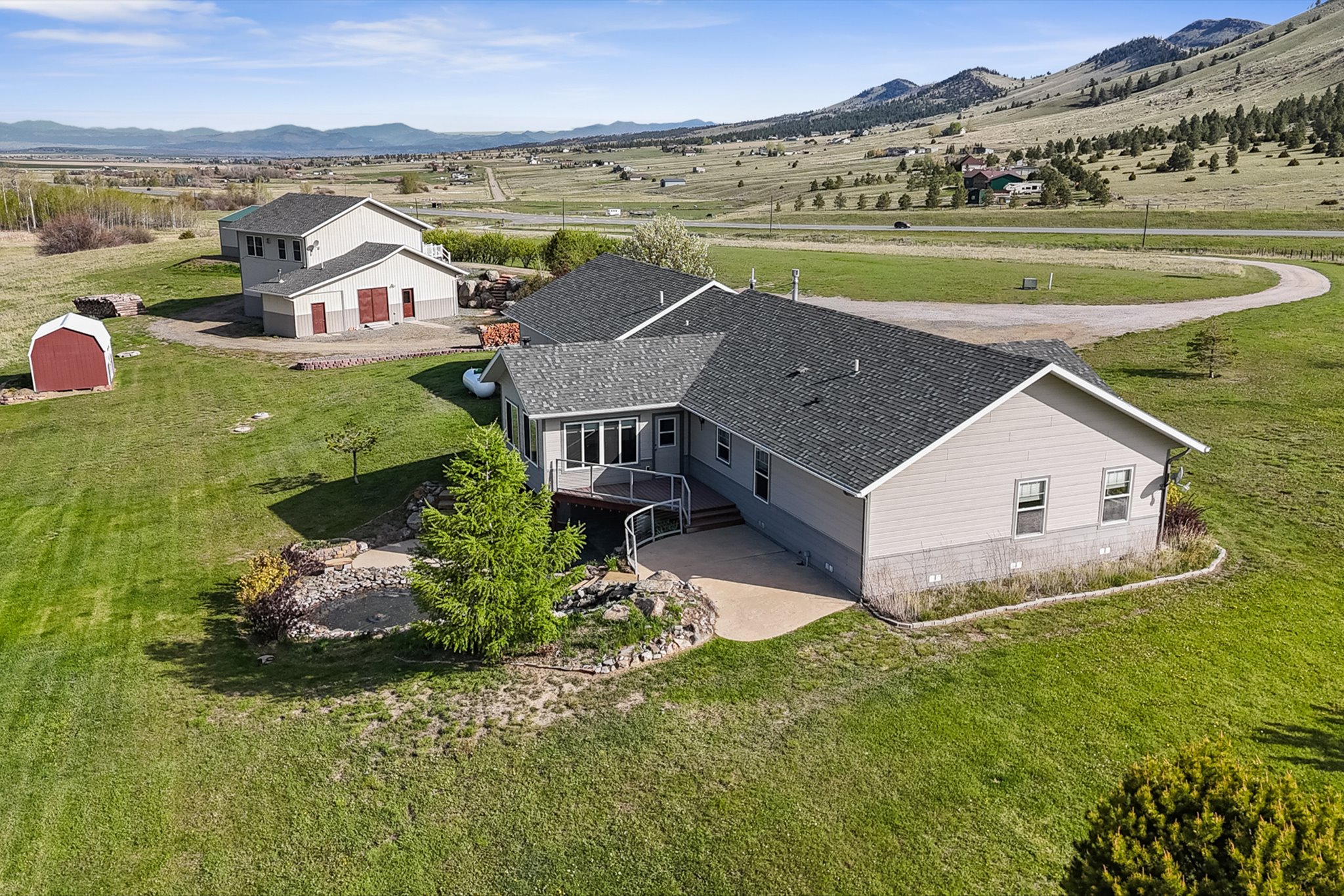 5944 Us Highway 287 Property Photo 4