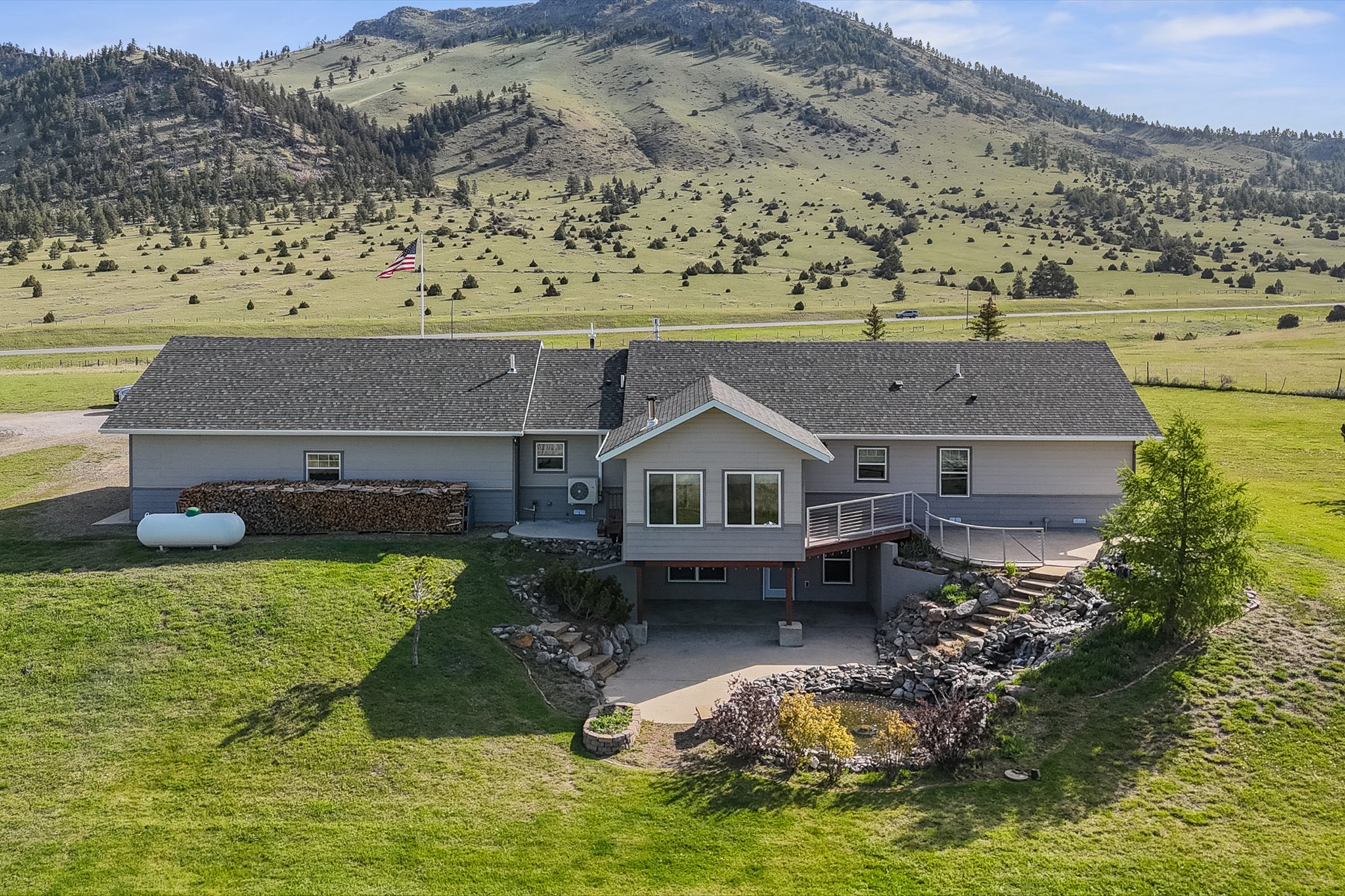 5944 Us Highway 287 Property Photo 5
