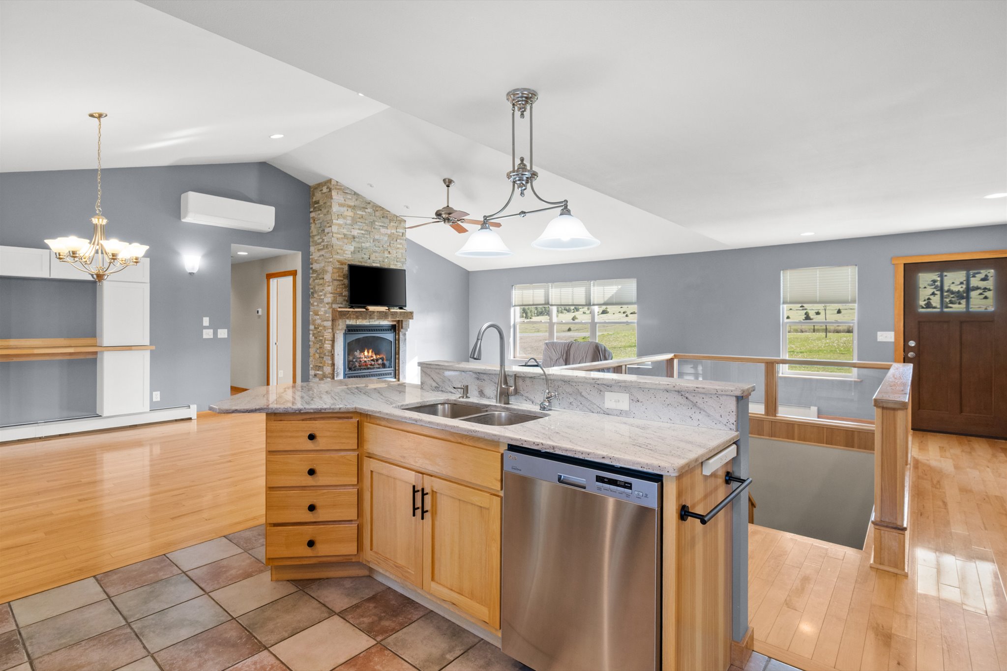 5944 Us Highway 287 Property Photo 13