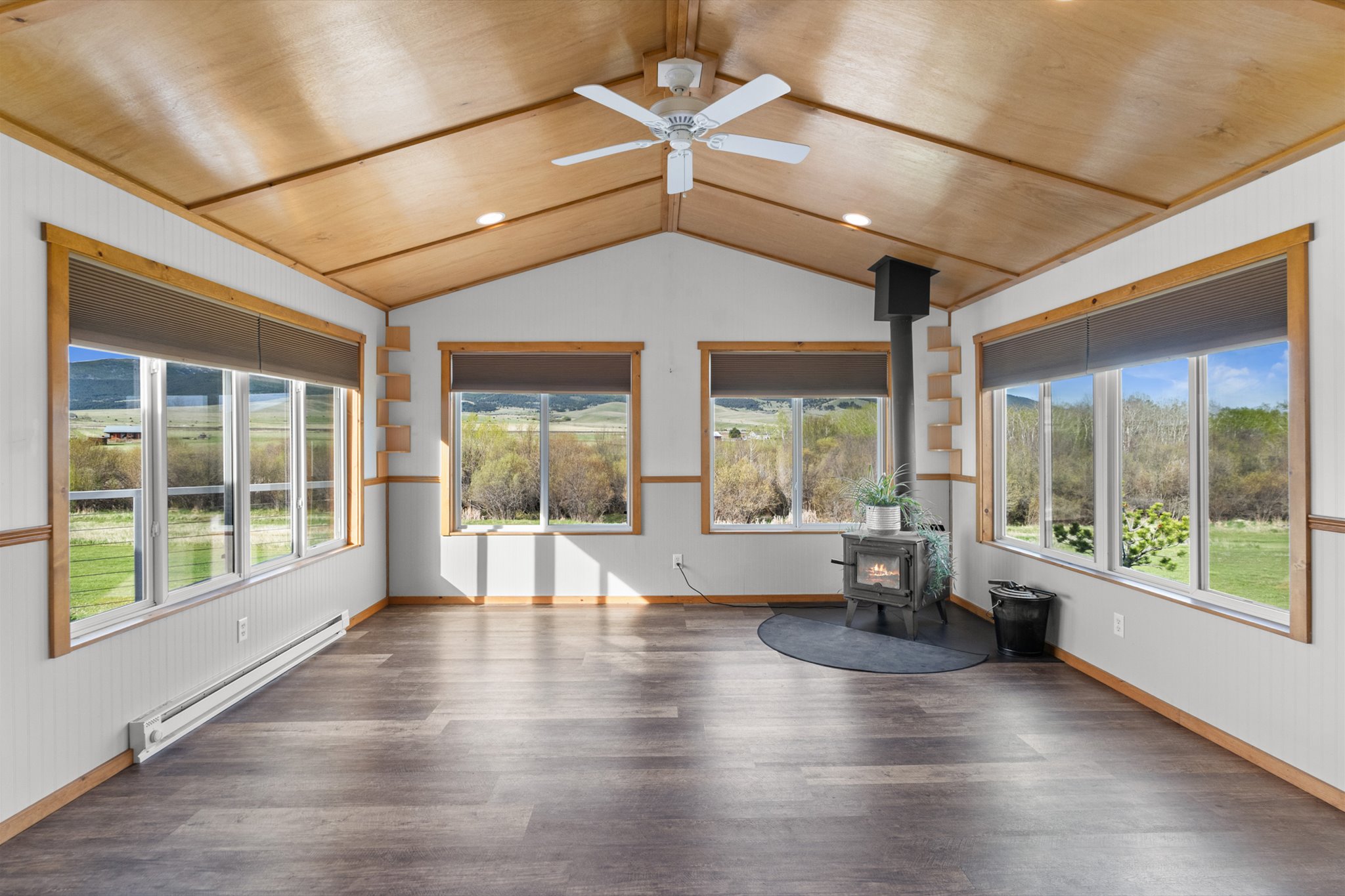 5944 Us Highway 287 Property Photo 18
